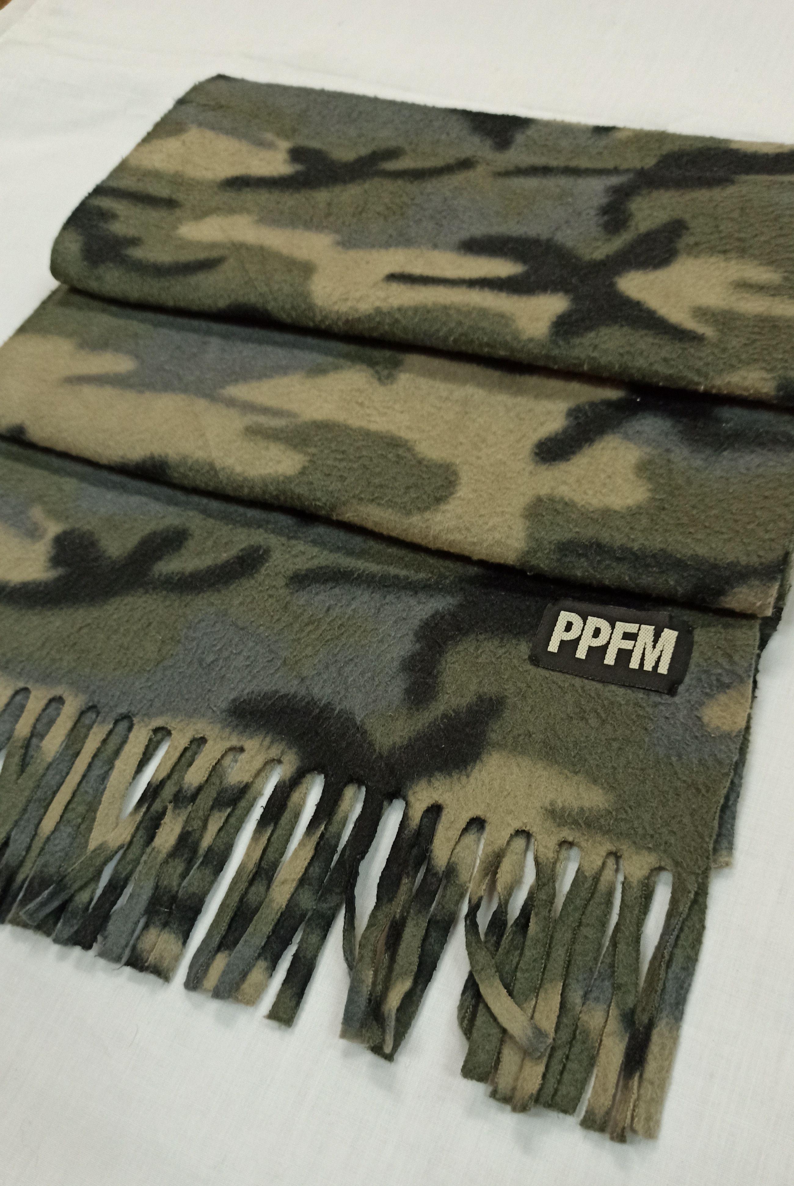 PPFM PPFM Scarf Muffler Camo Design Size ONE SIZE - 1 Thumbnail