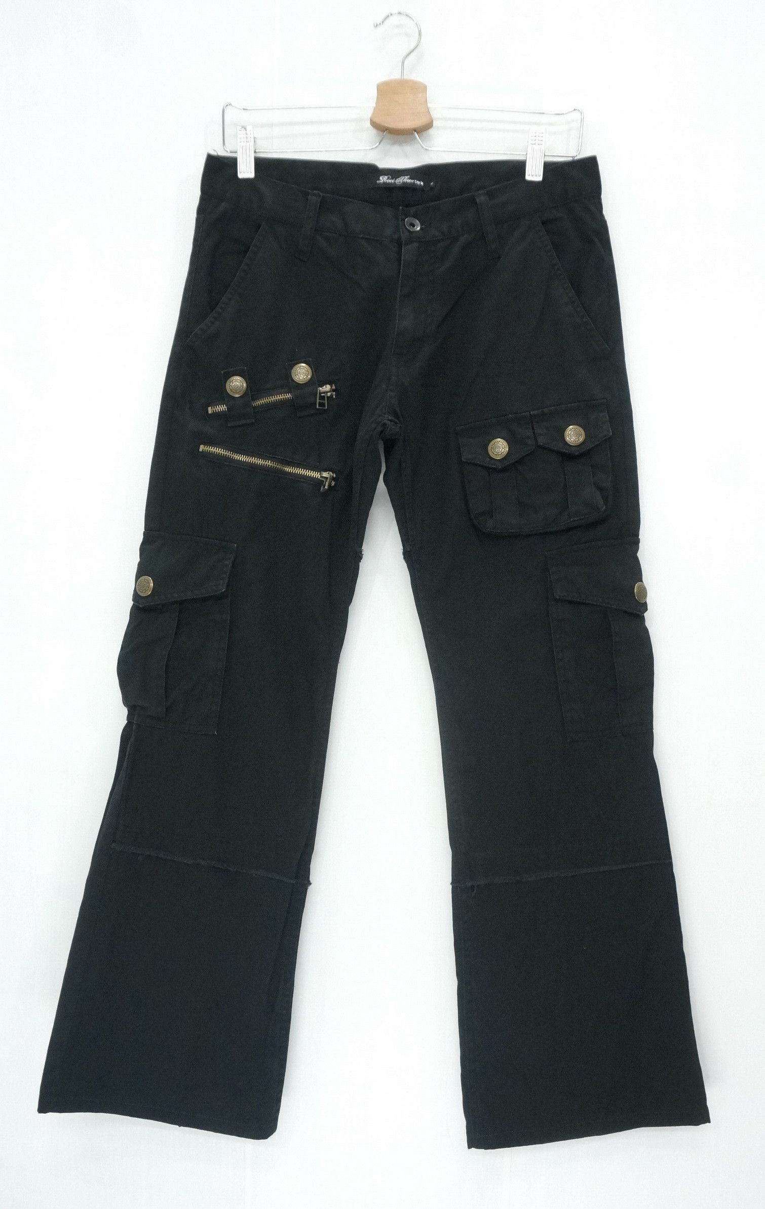 Japanese Brand 🇯🇵 ROOT THREE 🇯🇵 Low Rise Flared Leg Black Cargo Pants Size US 30 / EU 46 - 2 Thumbnail