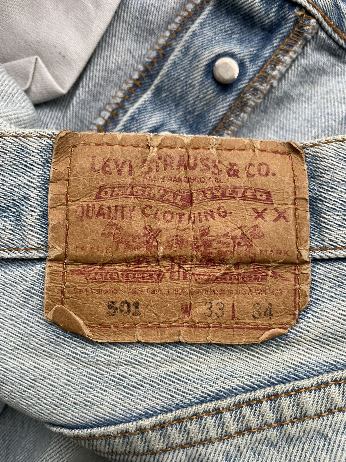 Levi's × Vintage Levi’s 501 e 1993 Usa Aging Custom Piece Size US 32 / EU 48 - 14 Thumbnail