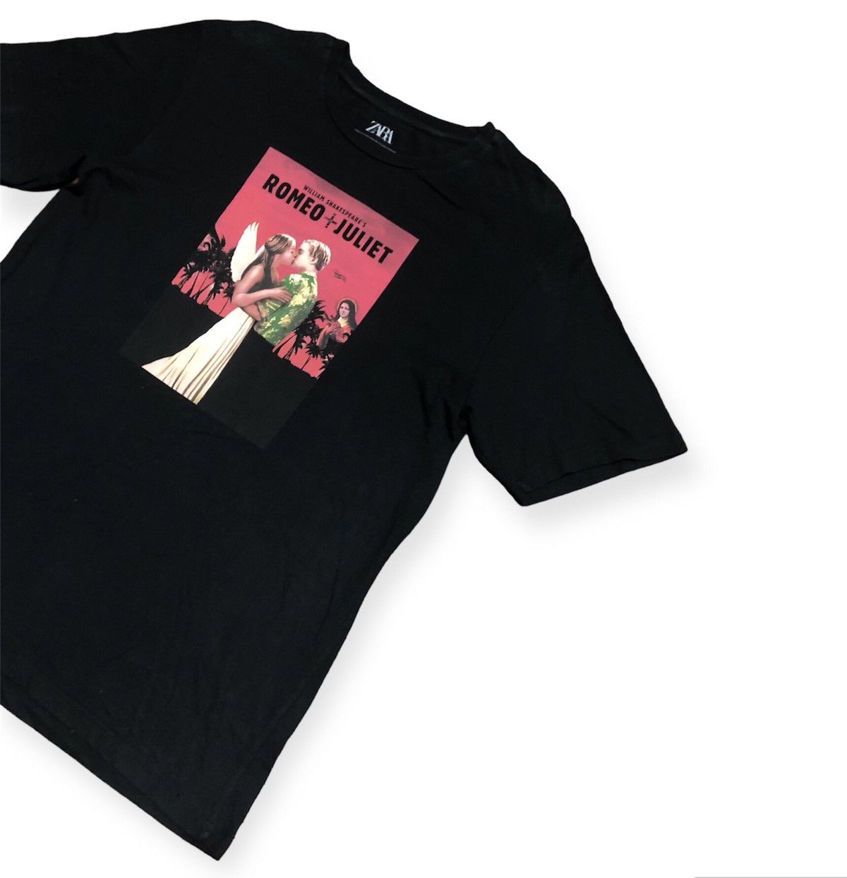 image of Archival Clothing x Movie Romeo N Juliet 90's Movie Tee (Leonardo De Caprio) in Black (Size XL)