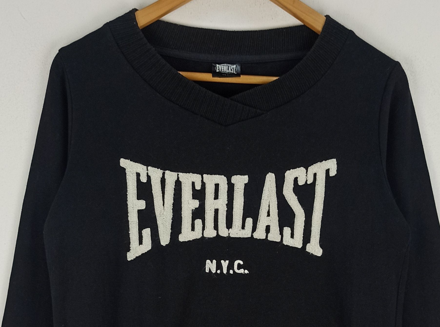 Everlast Rare🔥 Everlast Sweatshirt Spell Out Big Logo for ladies Size ONE SIZE - 2 Thumbnail