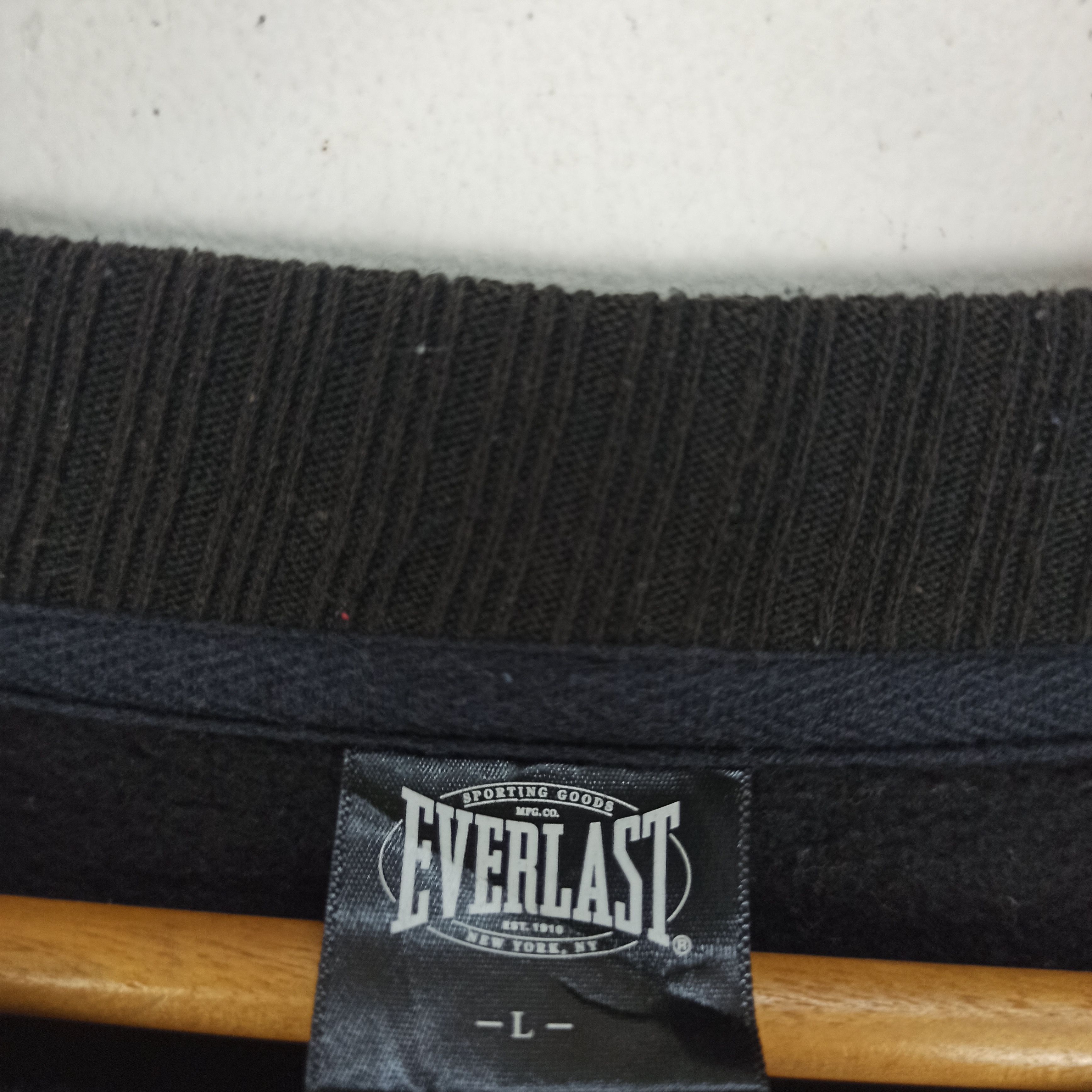 Everlast Rare🔥 Everlast Sweatshirt Spell Out Big Logo for ladies Size ONE SIZE - 5 Thumbnail