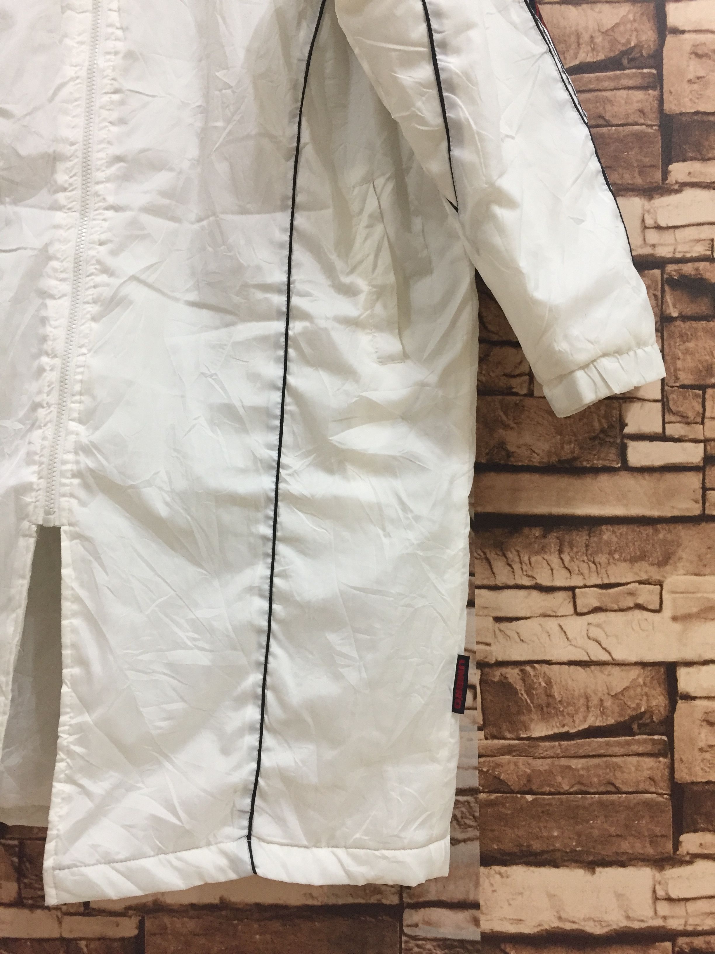 Umbro Vintage UMBRO long jacket embroidered big logo size L Size US L / EU 52-54 / 3 - 10 Thumbnail