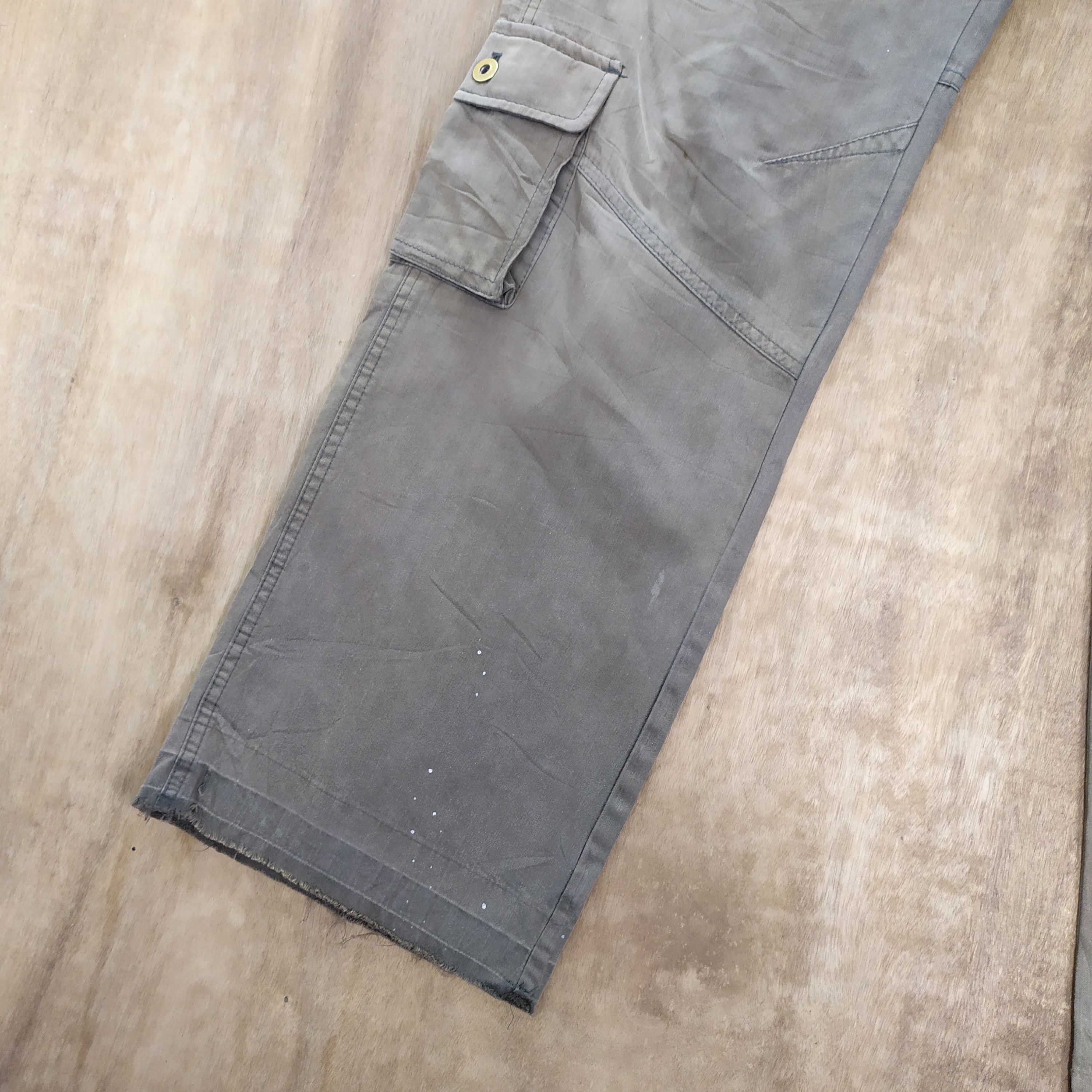 Japanese Brand × Takeo Kikuchi × Vintage 8 POCKET VINTAGE TAKEO KIKUCHI FADED FLARED CARGO PANTS Size US 33 - 3 Thumbnail