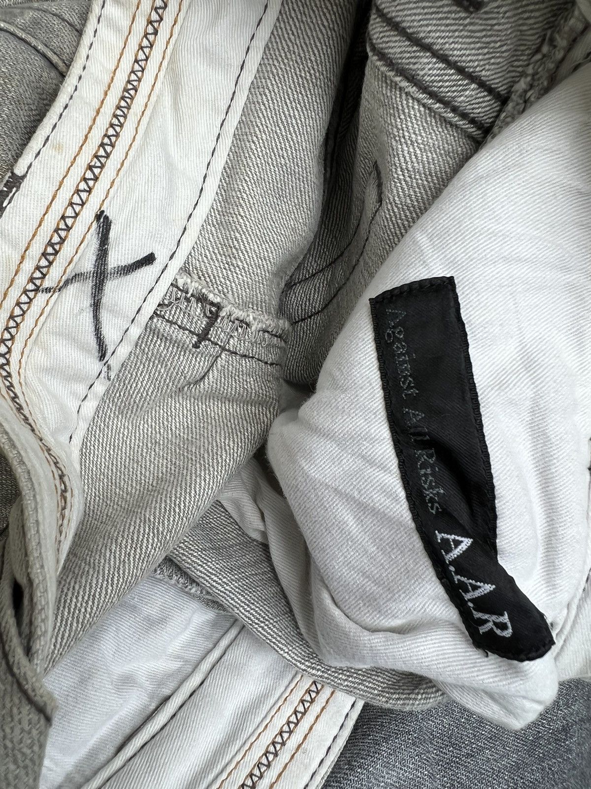 Vintage A.A.R Against All Risks Ageing Mud Stains Denim Jeans Size US 32 / EU 48 - 21 Thumbnail