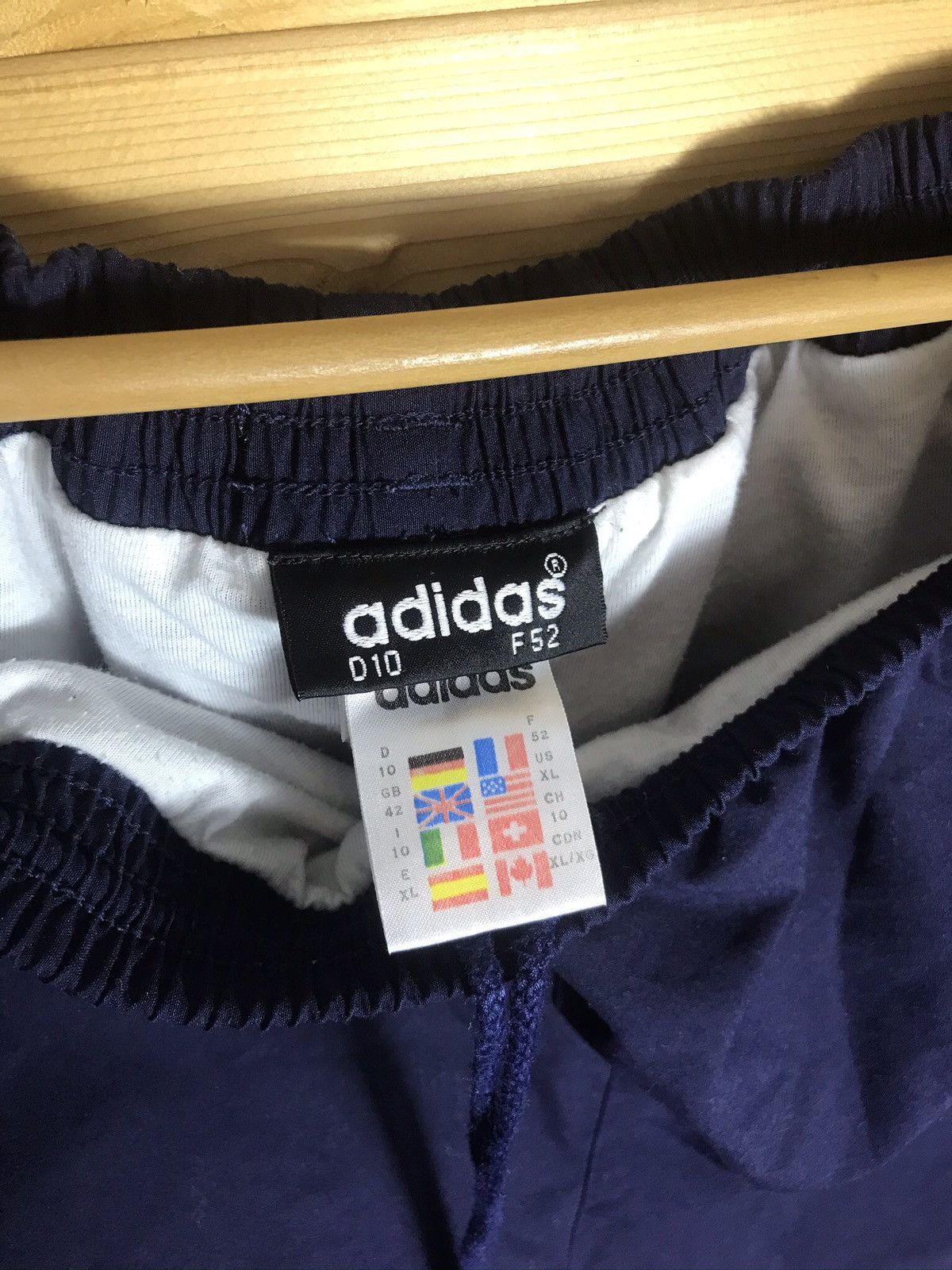 Vintage Vintage 90s Adidas shorts Size US 36 / EU 52 - 6 Thumbnail
