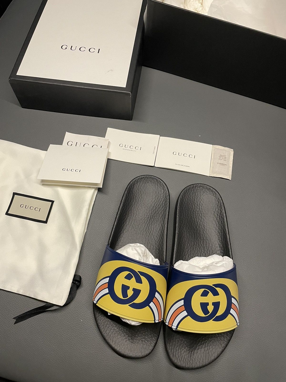 Gucci Iconic Runway Rare Gucci Logo Slides Sandal Slip on Shoes Size US 10.5 / EU 43-44 - 10 Thumbnail