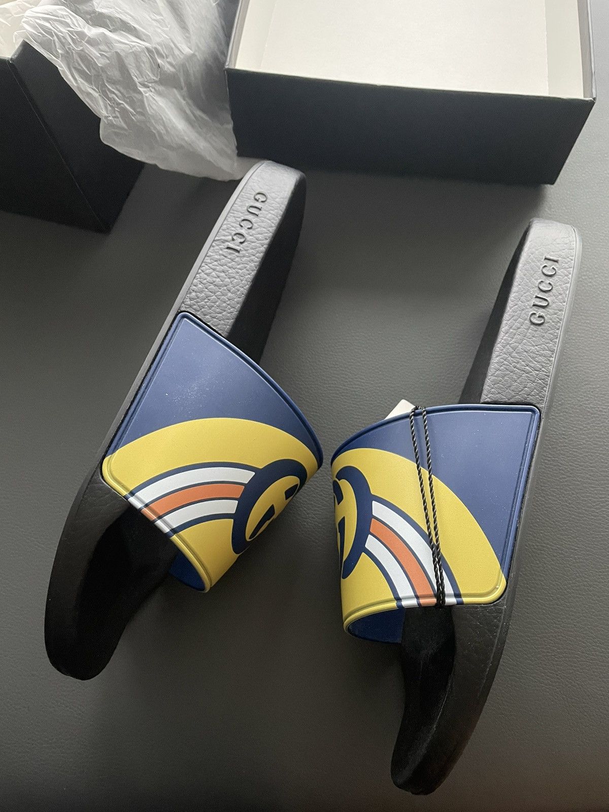 Gucci Iconic Runway Rare Gucci Logo Slides Sandal Slip on Shoes Size US 10.5 / EU 43-44 - 13 Thumbnail