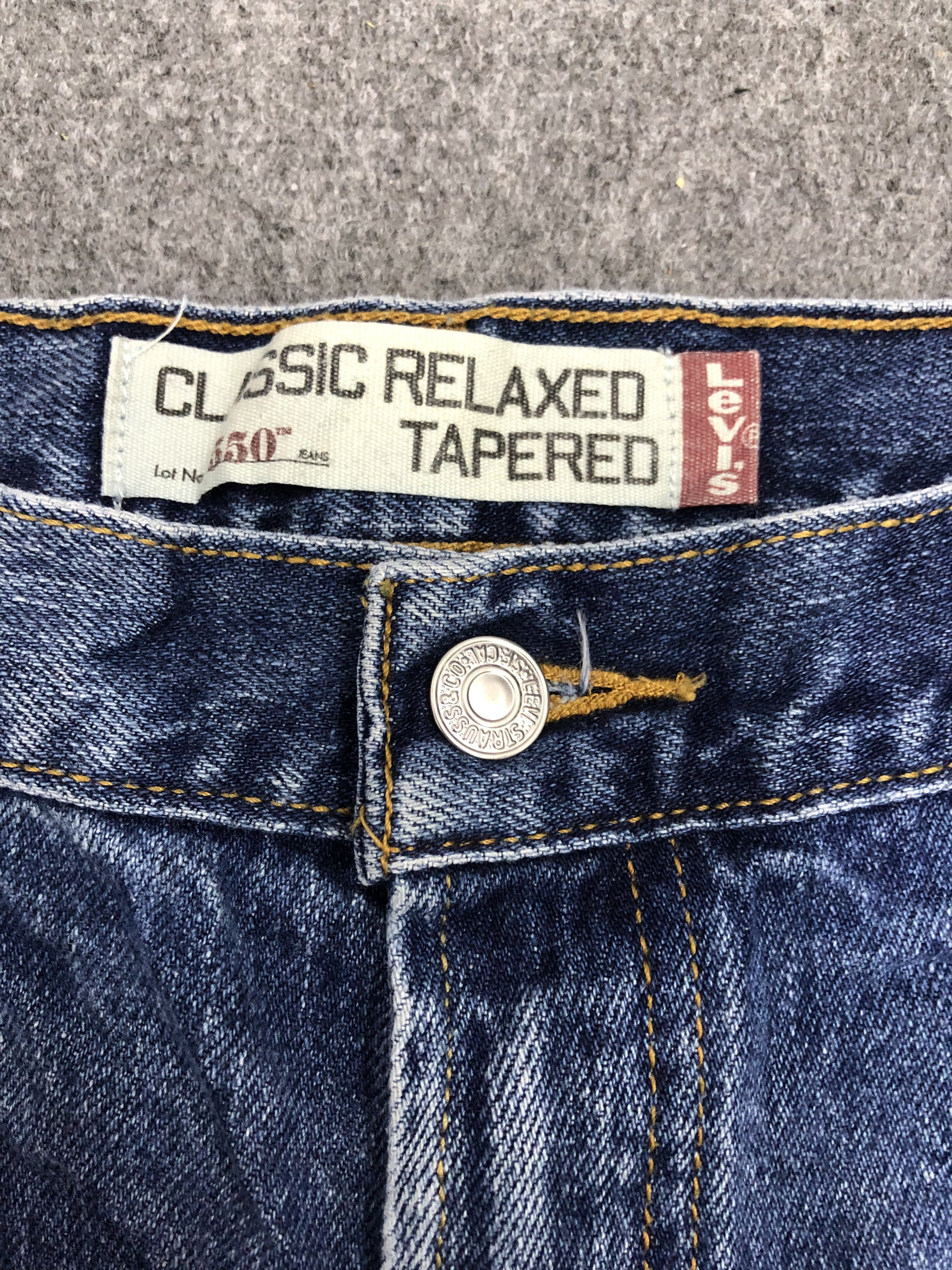 Levi's Vintage Levis 550 Faded Blue Women Jeans DP1110 Size US 30 / EU 46 - 6 Thumbnail
