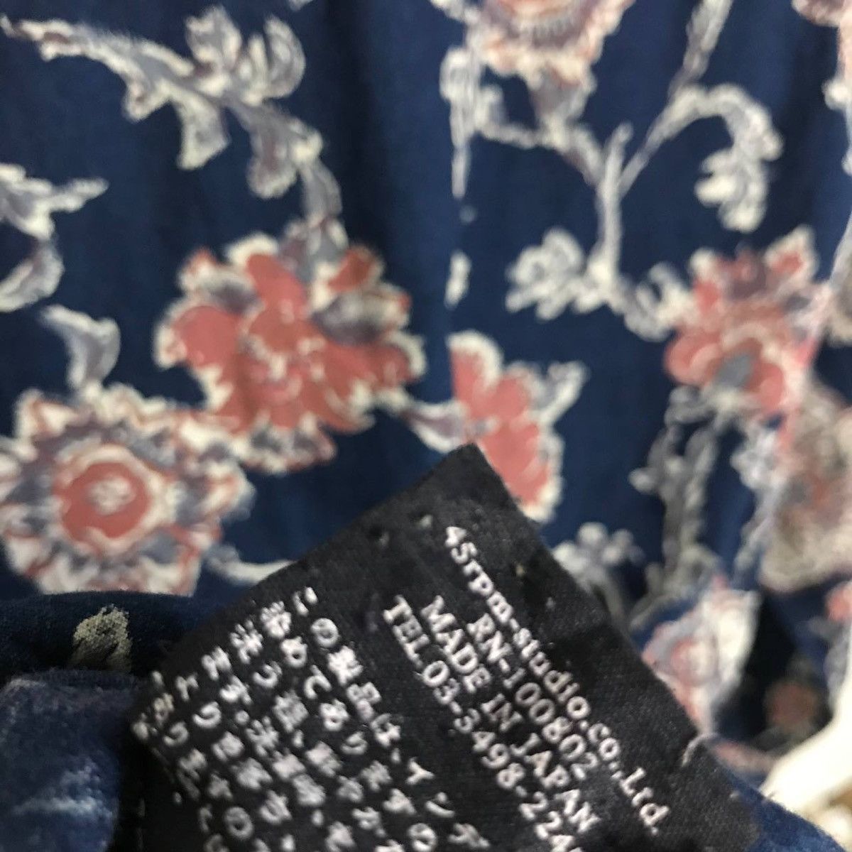 45rpm × Umii 908 45rpm floral button up shirt Size US S / EU 44-46 / 1 - 7 Thumbnail