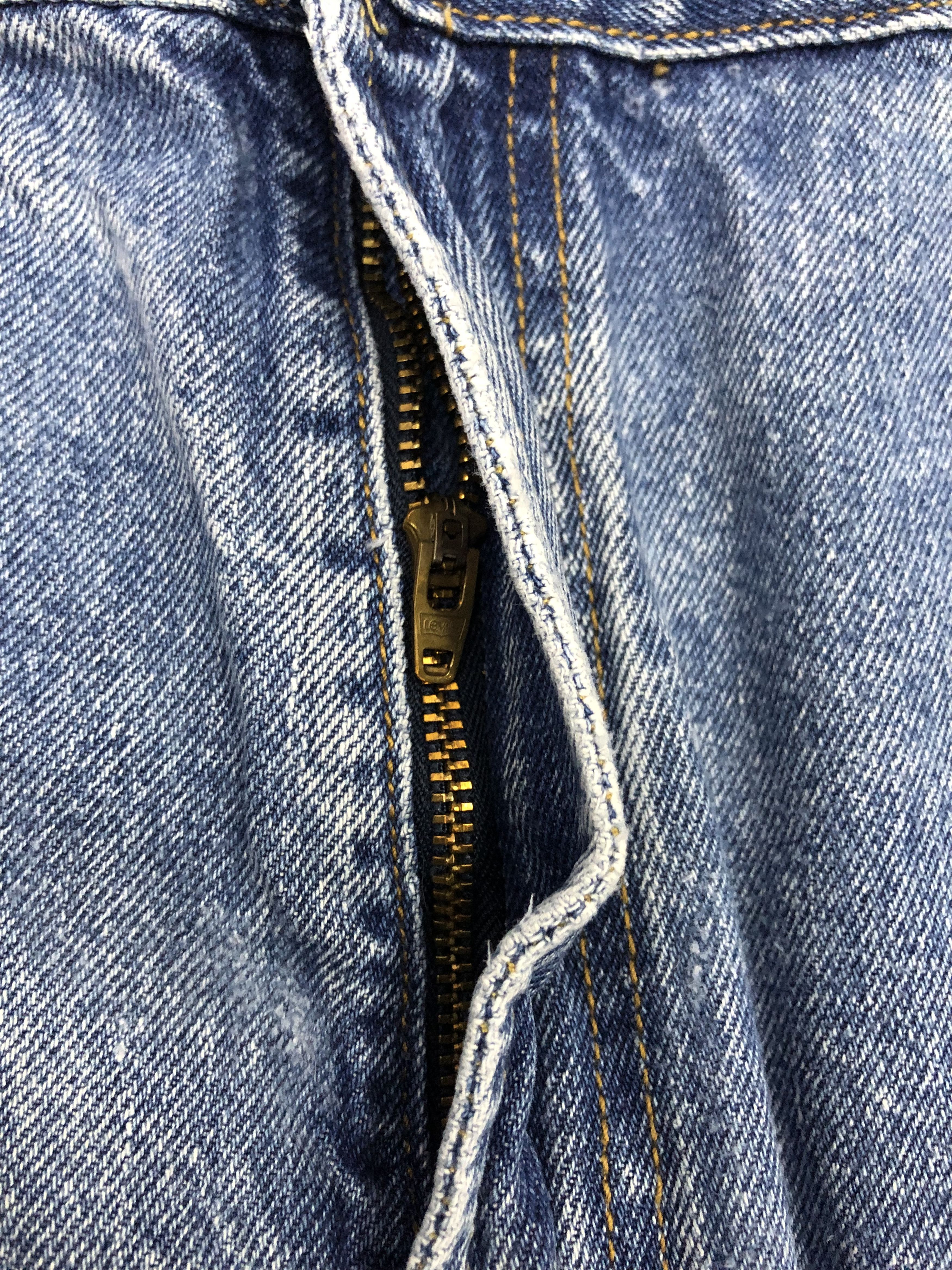 Levi's Vintage Levis 550 Faded Blue Jeans DP1121 Size US 41 - 10 Thumbnail