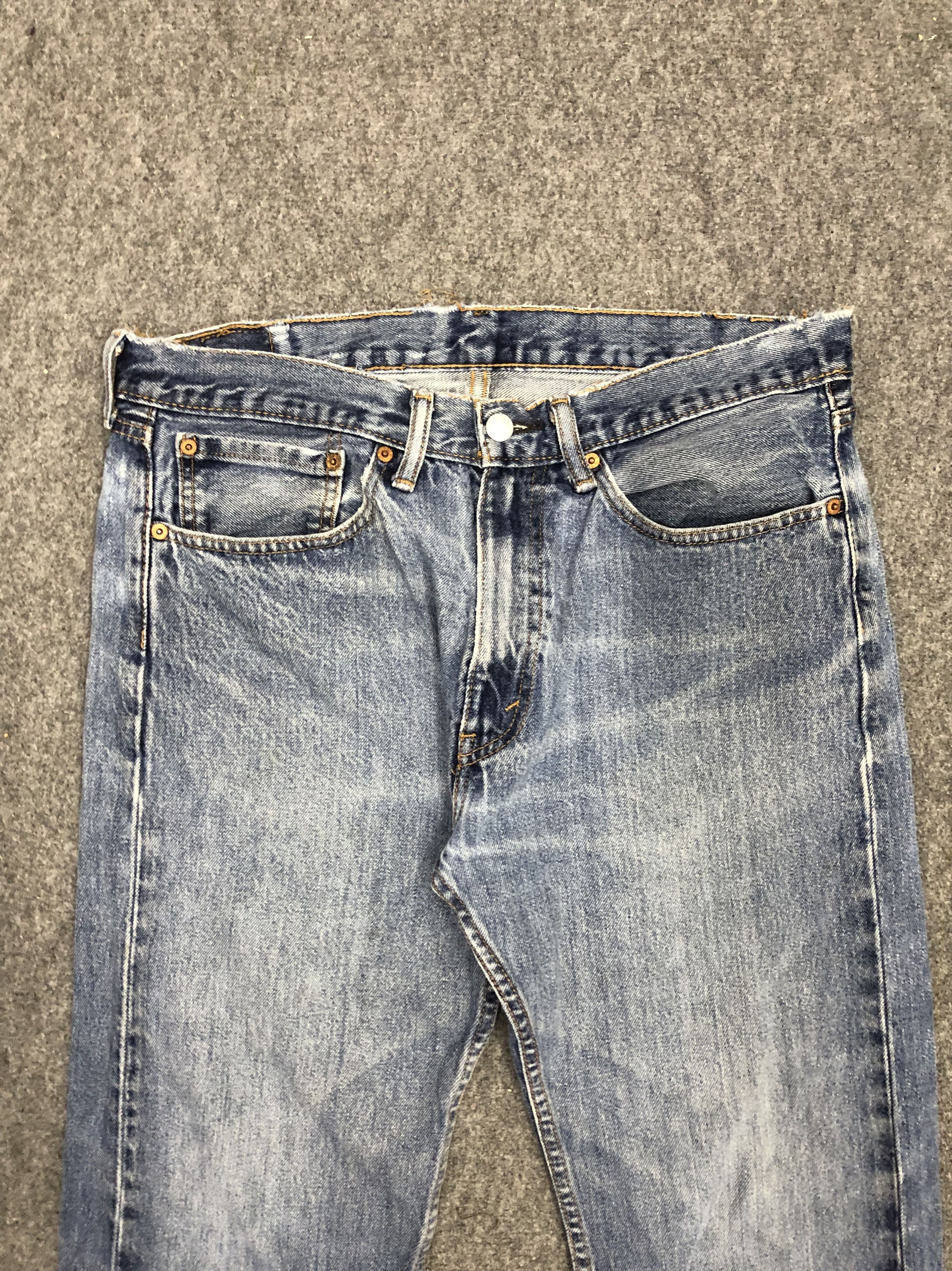 Levi's × Vintage Vintage Levis 505 Blue Faded Jeans Size US 34 / EU 50 - 2 Thumbnail