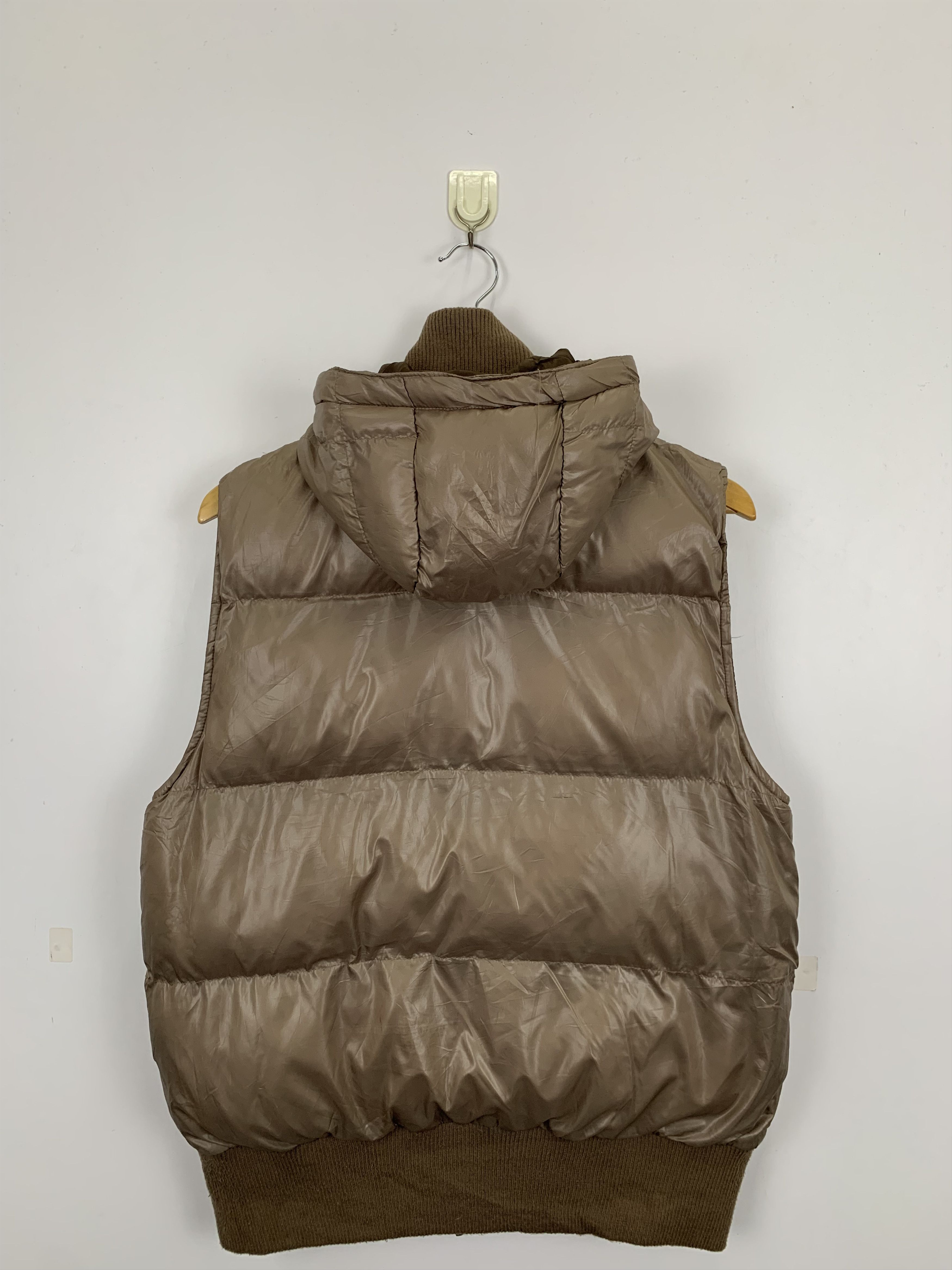 Japanese Brand Vintage Japanese Brand Sleeveless Puffer Hooded Jacket J0988 Size US L / EU 52-54 / 3 - 3 Thumbnail