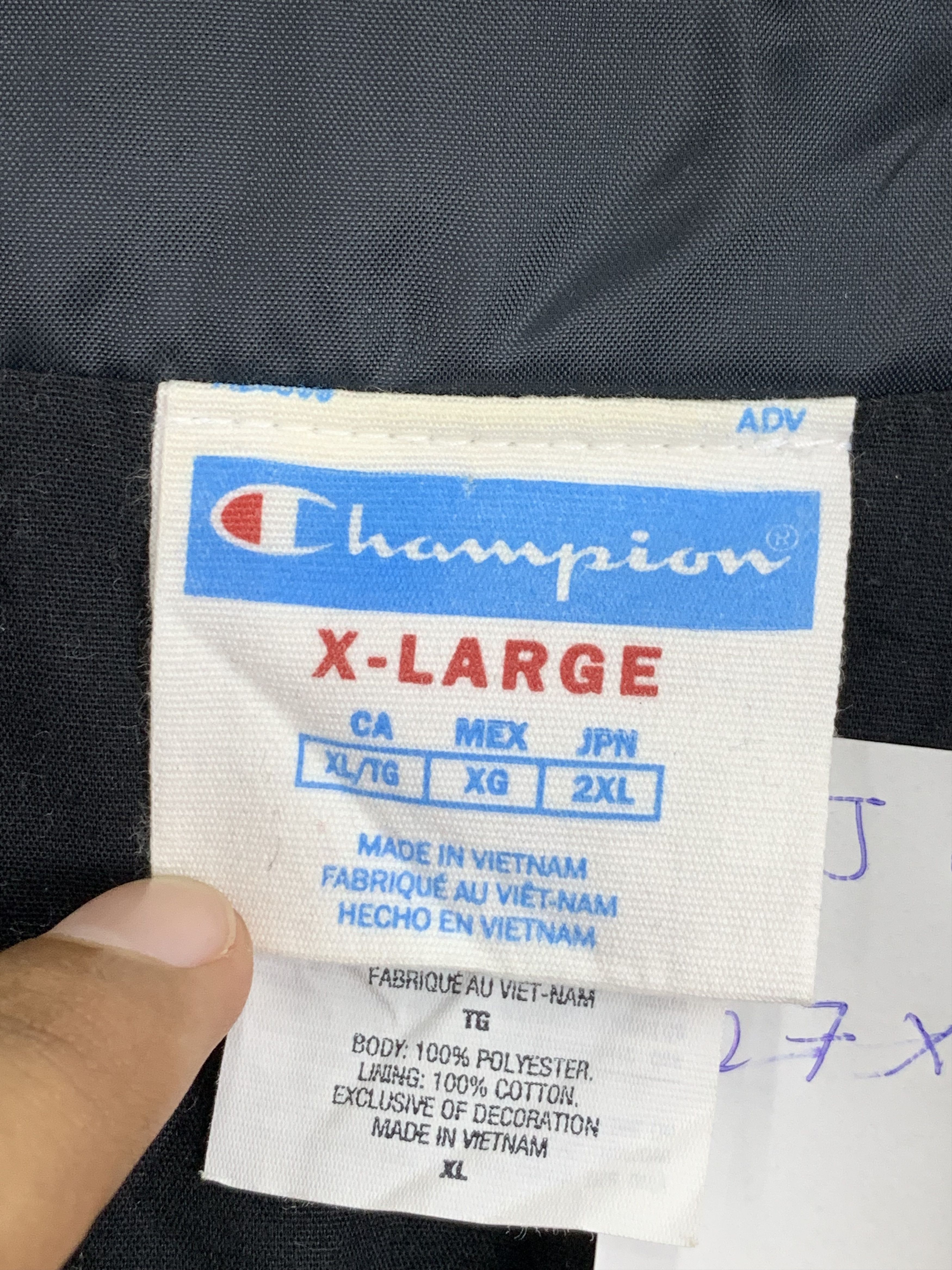 Champion × Vintage Vintage Champion Bomber Light Jacket J0987 Size US XL / EU 56 / 4 - 5 Thumbnail