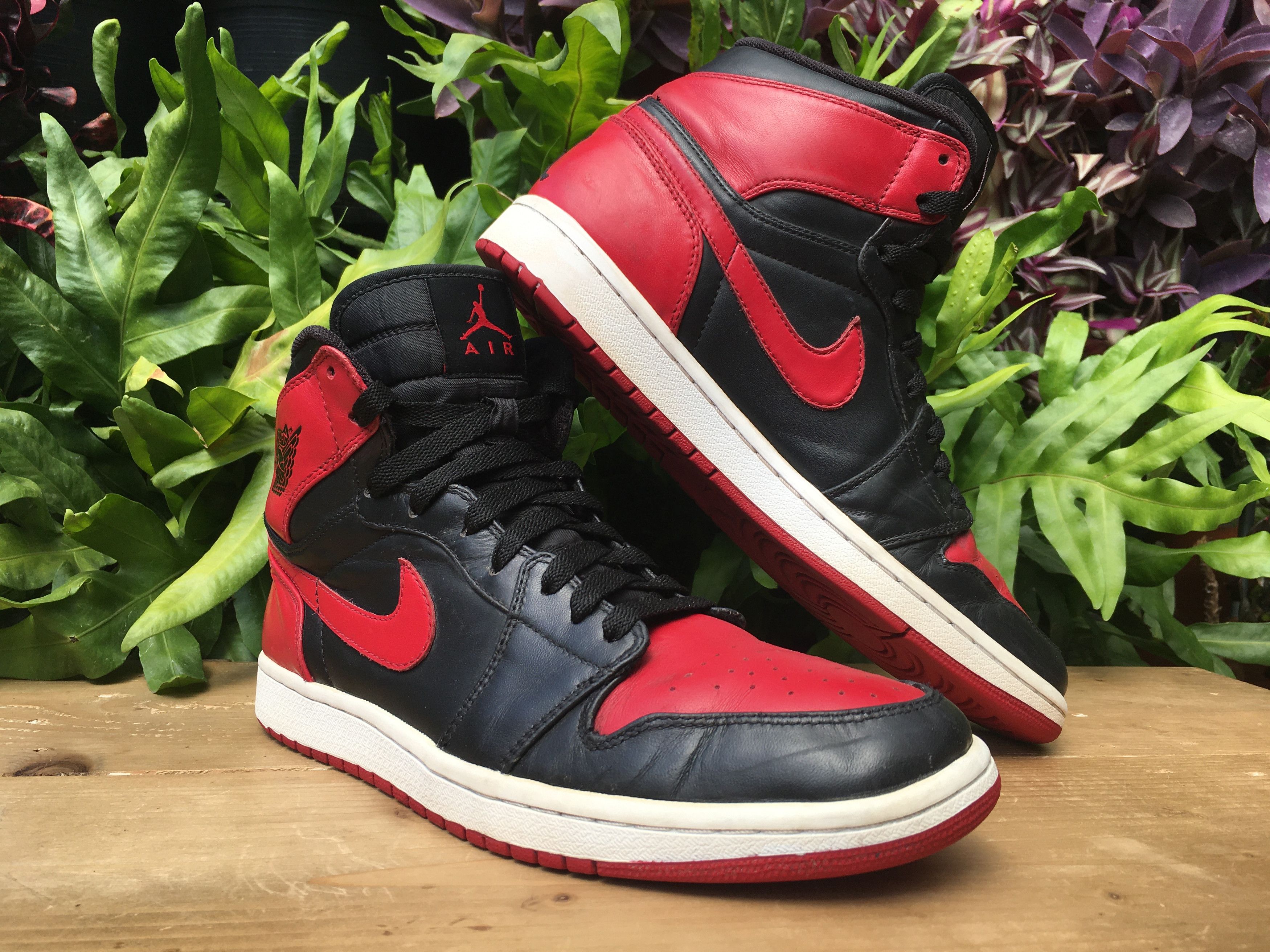 Jordan Brand × Nike 🔥 Nike Air Jordan 1 High Retro Bred DMP Chicago Bulls 2009 Size US 10 / EU 43 - 4 Thumbnail