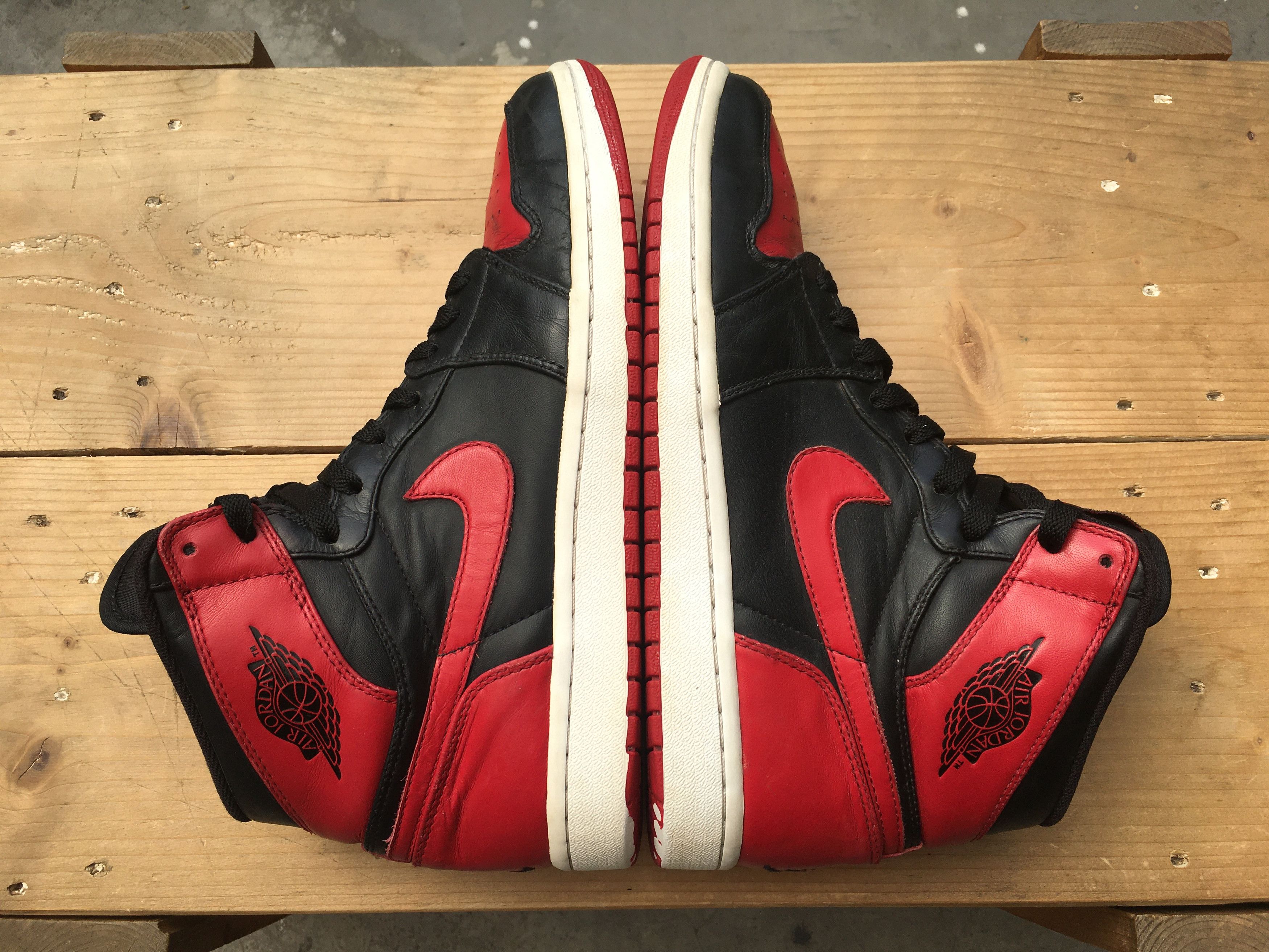 Jordan Brand × Nike 🔥 Nike Air Jordan 1 High Retro Bred DMP Chicago Bulls 2009 Size US 10 / EU 43 - 20 Thumbnail