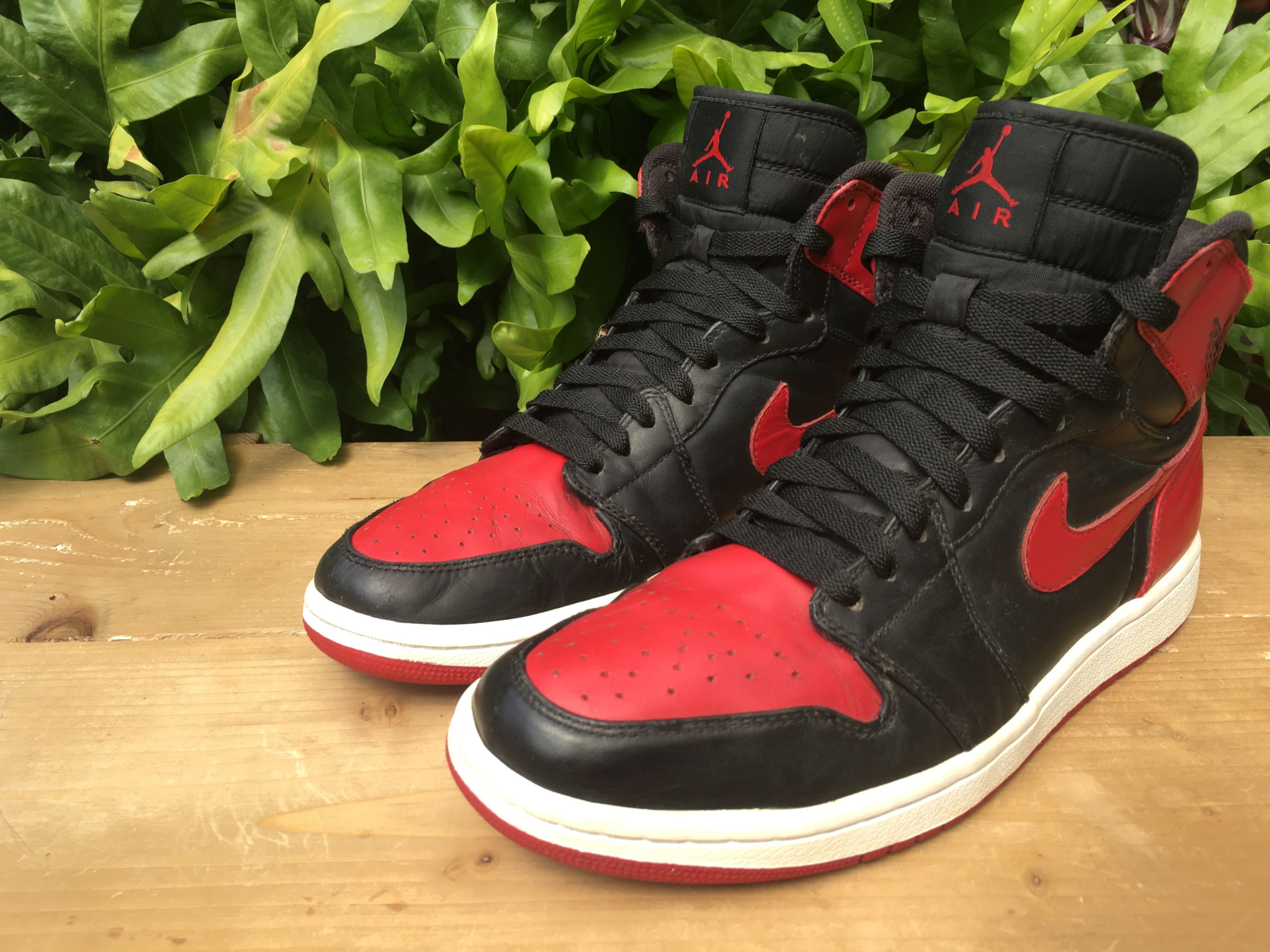 Jordan Brand × Nike 🔥 Nike Air Jordan 1 High Retro Bred DMP Chicago Bulls 2009 Size US 10 / EU 43 - 7 Thumbnail