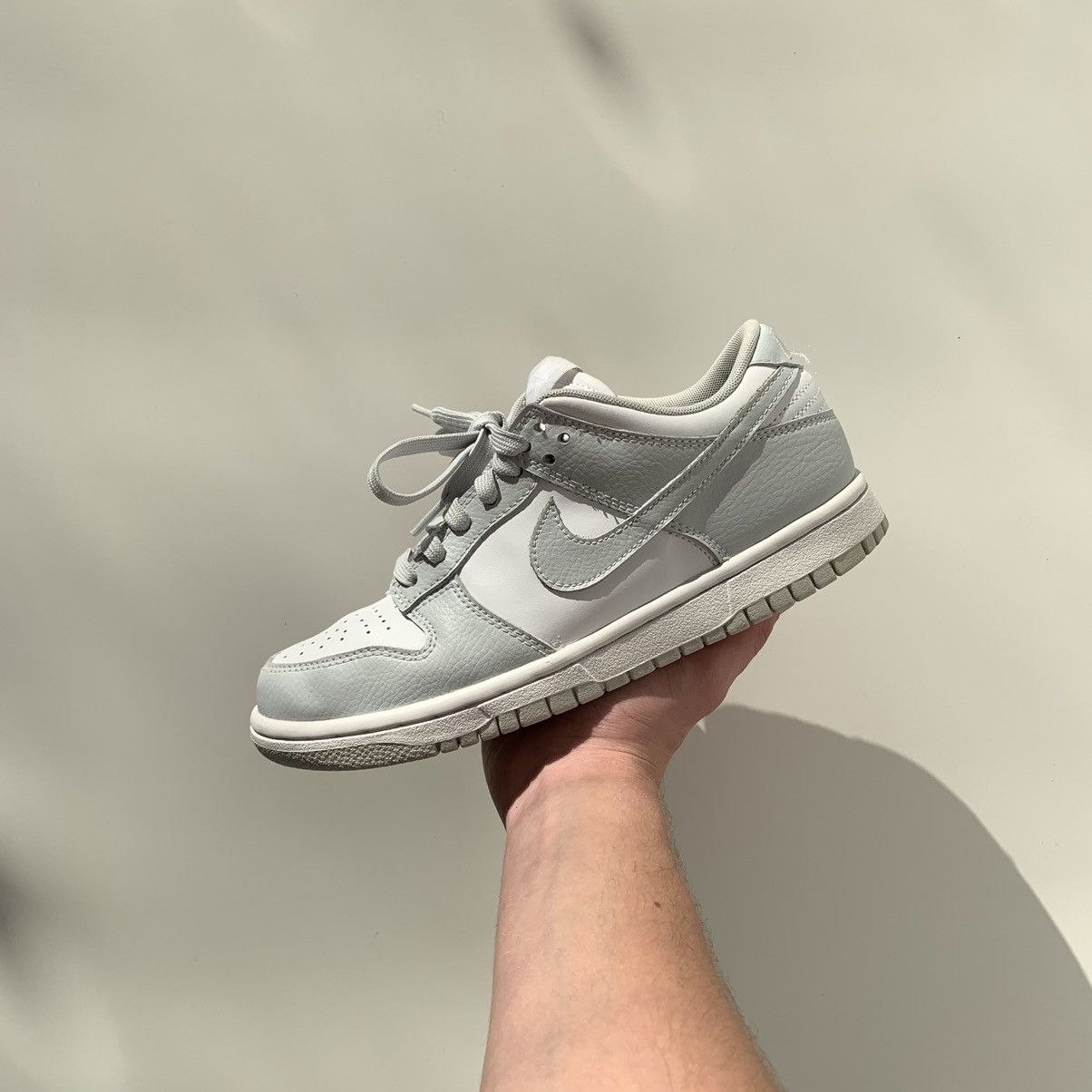 Nike 2016 Nike Dunk Low Pure Platinum / Wolf Grey Zen Grey White Size US 6.5 / IT 36.5 - 11 Thumbnail