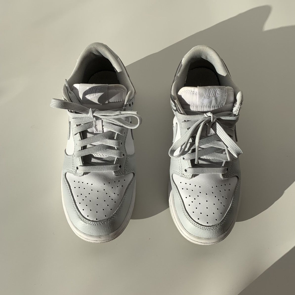 Nike 2016 Nike Dunk Low Pure Platinum / Wolf Grey Zen Grey White Size US 6.5 / IT 36.5 - 5 Thumbnail