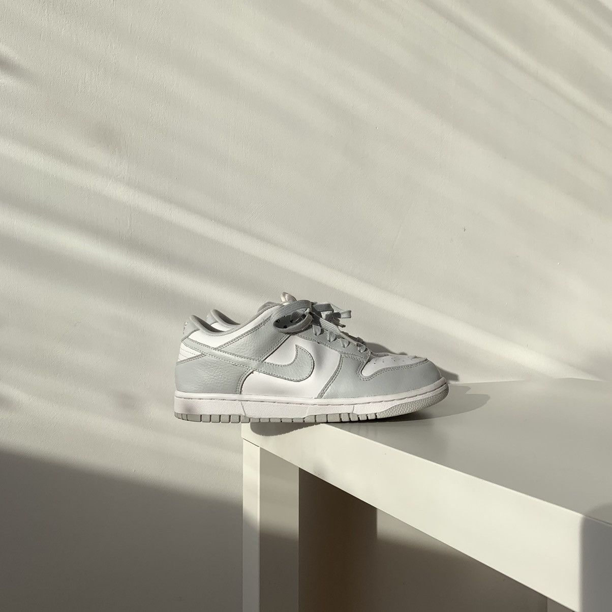 Nike 2016 Nike Dunk Low Pure Platinum / Wolf Grey Zen Grey White Size US 7.5 / IT 37.5 - 10 Thumbnail