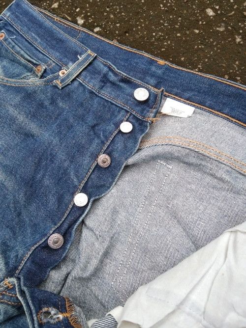 Levi's × Vintage Vintage Levis 501 xx Released Hem Distressed Jeans 36x30 Size US 36 / EU 52 - 6 Thumbnail