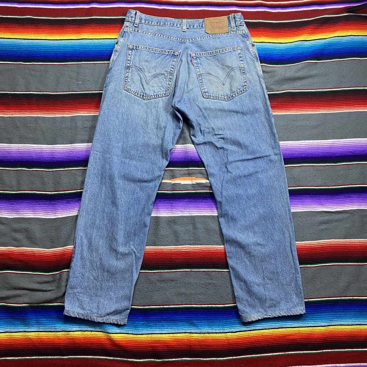 Levi's Vintage Levi’s 569 Light Wash Blue Denim Size US 34 / EU 50 - 8 Thumbnail