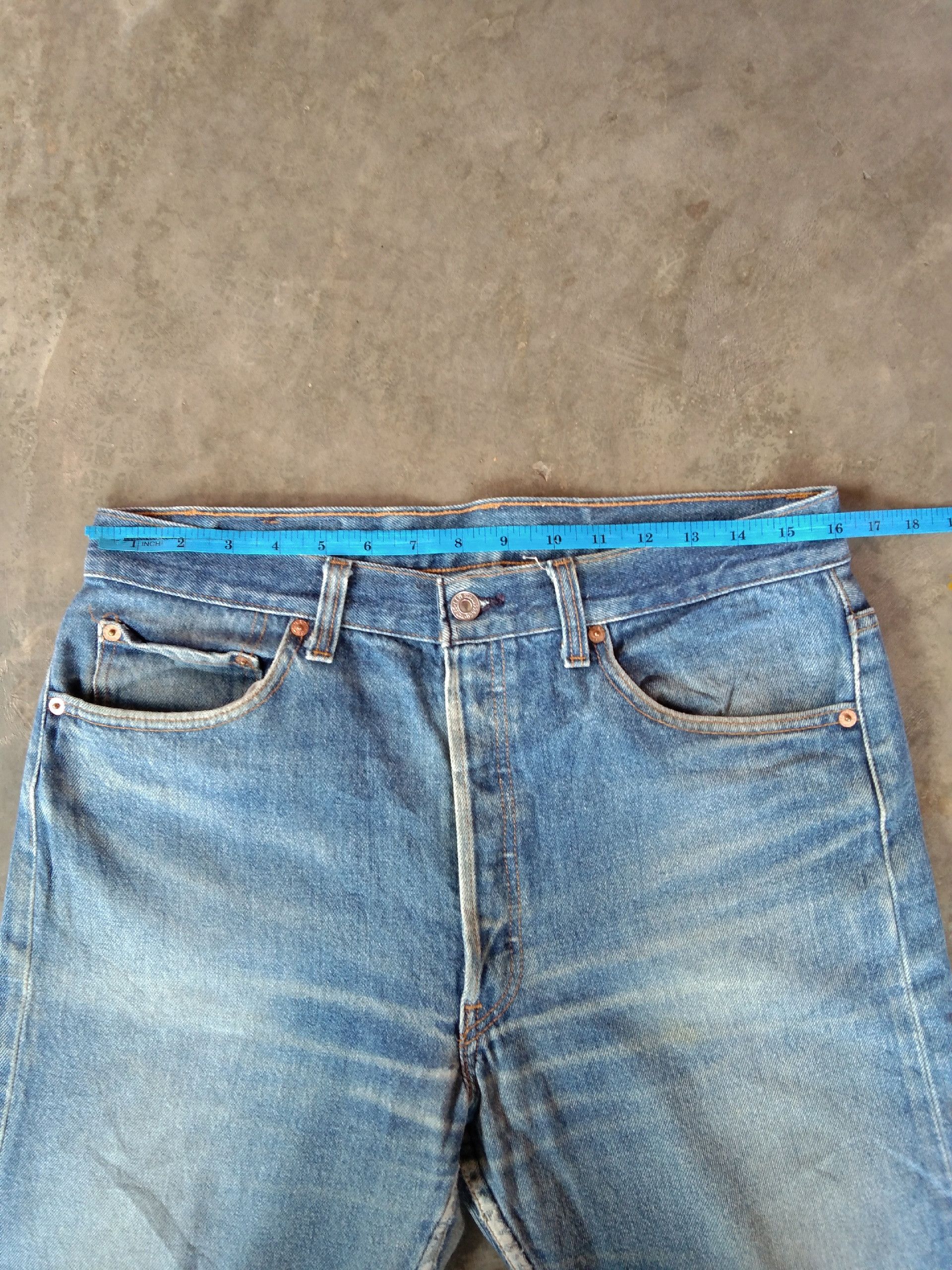 Levi's × Vintage 90s Vintage Levis 501 Made In USA Distressed Jeans 32x30 Size US 32 / EU 48 - 7 Thumbnail