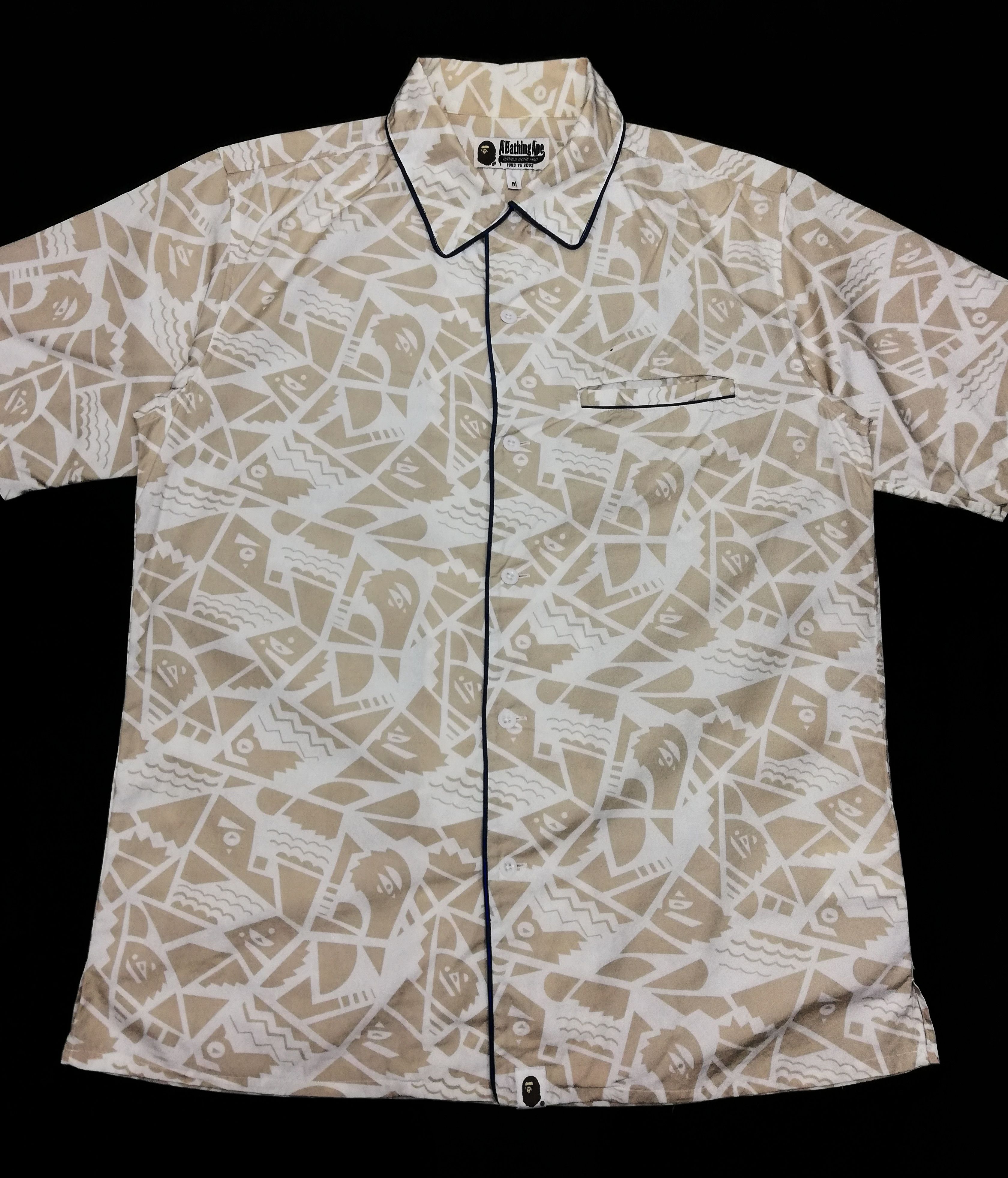 Bape 🔥OG A Bathing Ape World Gone Mrd Full Print Shirt Button Size US M / EU 48-50 / 2 - 2 Thumbnail