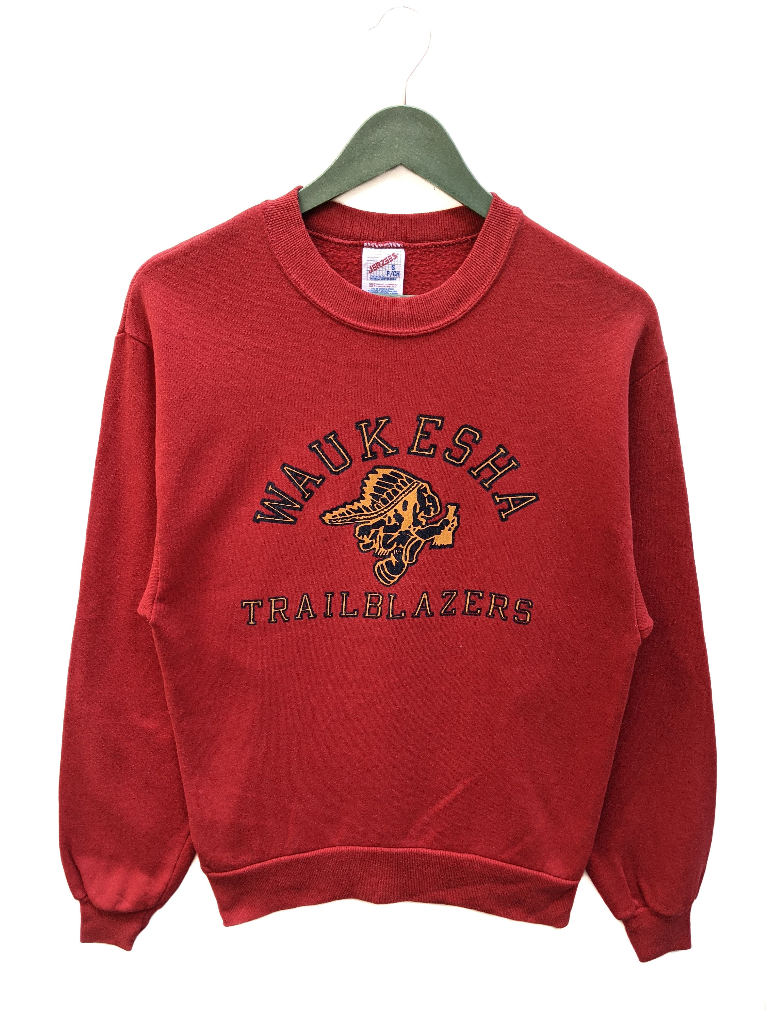 Jerzees × Vintage Vintage 90s Waukesha Trailblazers Sweatshirt/Size S Size US S / EU 44-46 / 1 - 1 Thumbnail