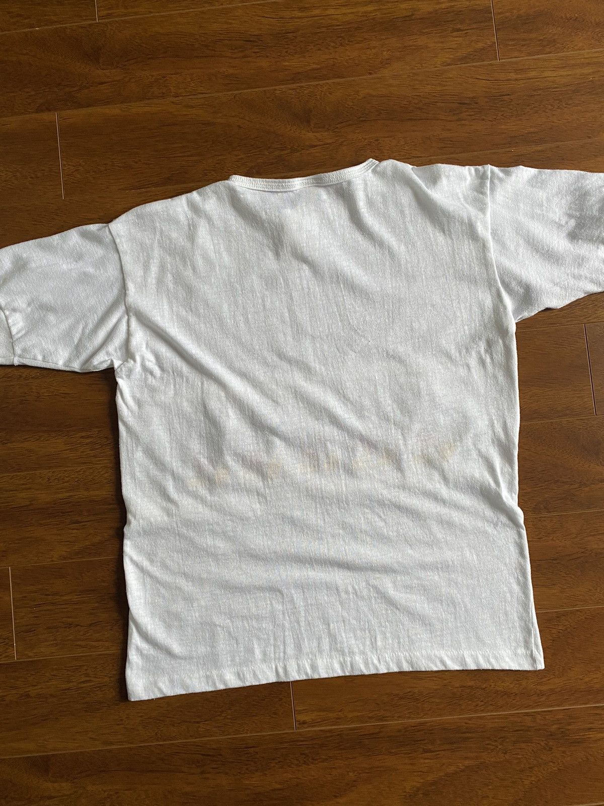 Disney × Mickey Mouse × Vintage Disney Wear Vintage Mickey Mouse 1 Button T-Shirt Medium Size US M / EU 48-50 / 2 - 9 Thumbnail
