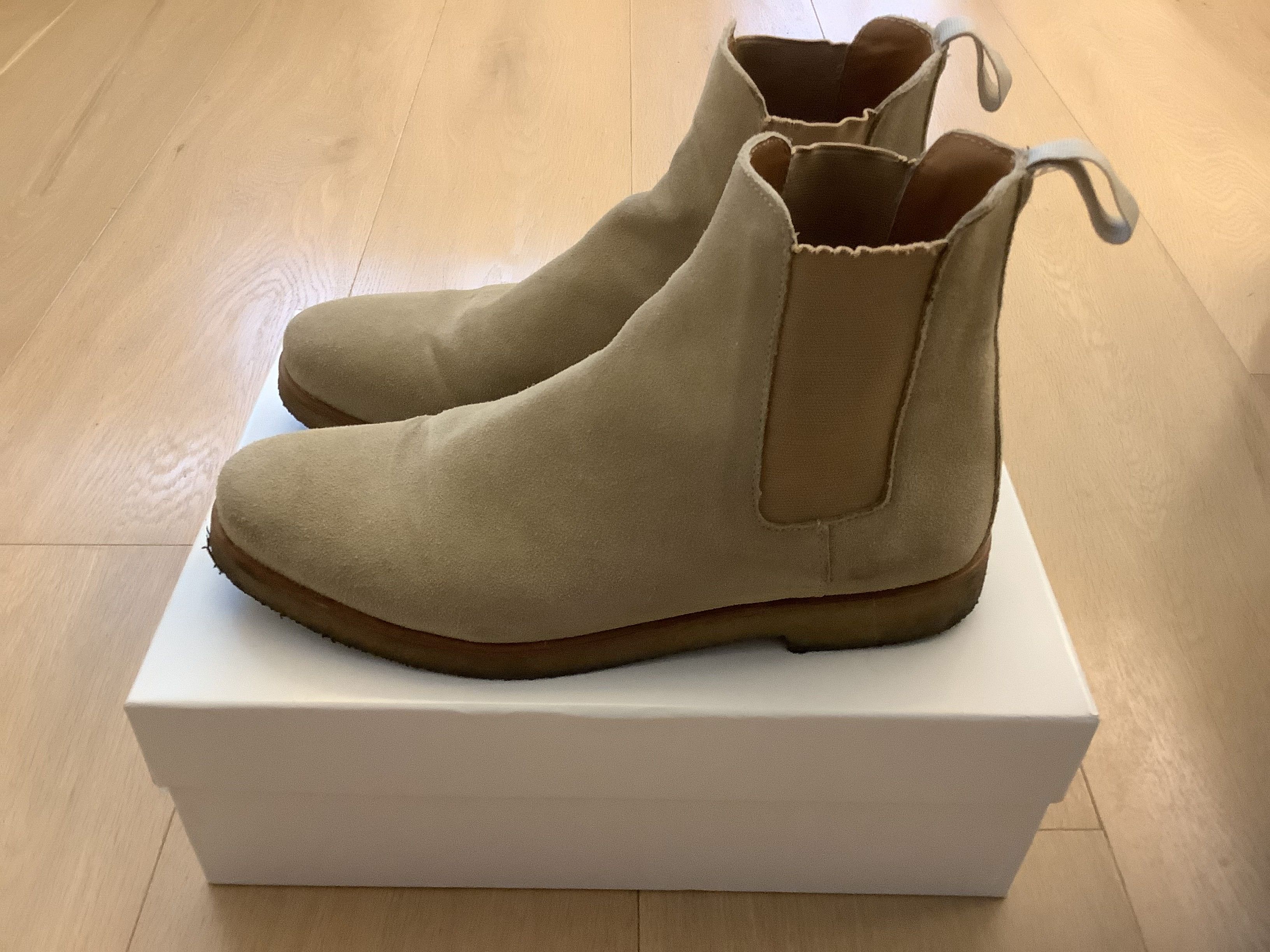 MNML Crepe Chelsea Boot Tan Size US 9.5 / EU 42-43 - 2 Thumbnail