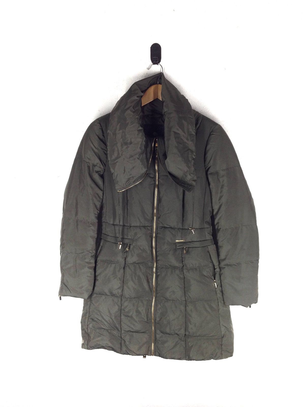 Zara ZARA Down Puffer Coat with Oversized Collar Size M Size US M / EU 48-50 / 2 - 1 Thumbnail