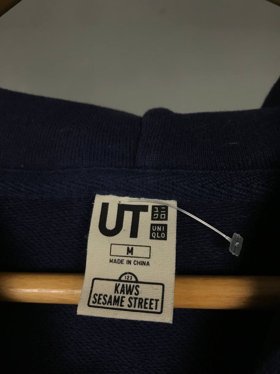 Kaws × Uniqlo Uniqlo x Kaws Sesame Street streetwear hoodie Size US M / EU 48-50 / 2 - 3 Thumbnail