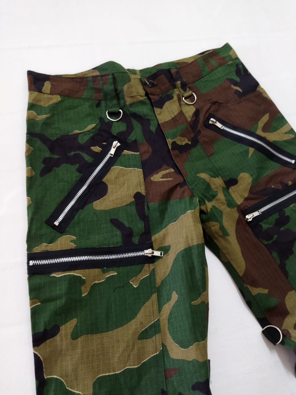 Vintage NINE DEEP Many Pockets Zipper Cargo Pants - Size 32 Size US 32 / EU 48 - 9 Thumbnail