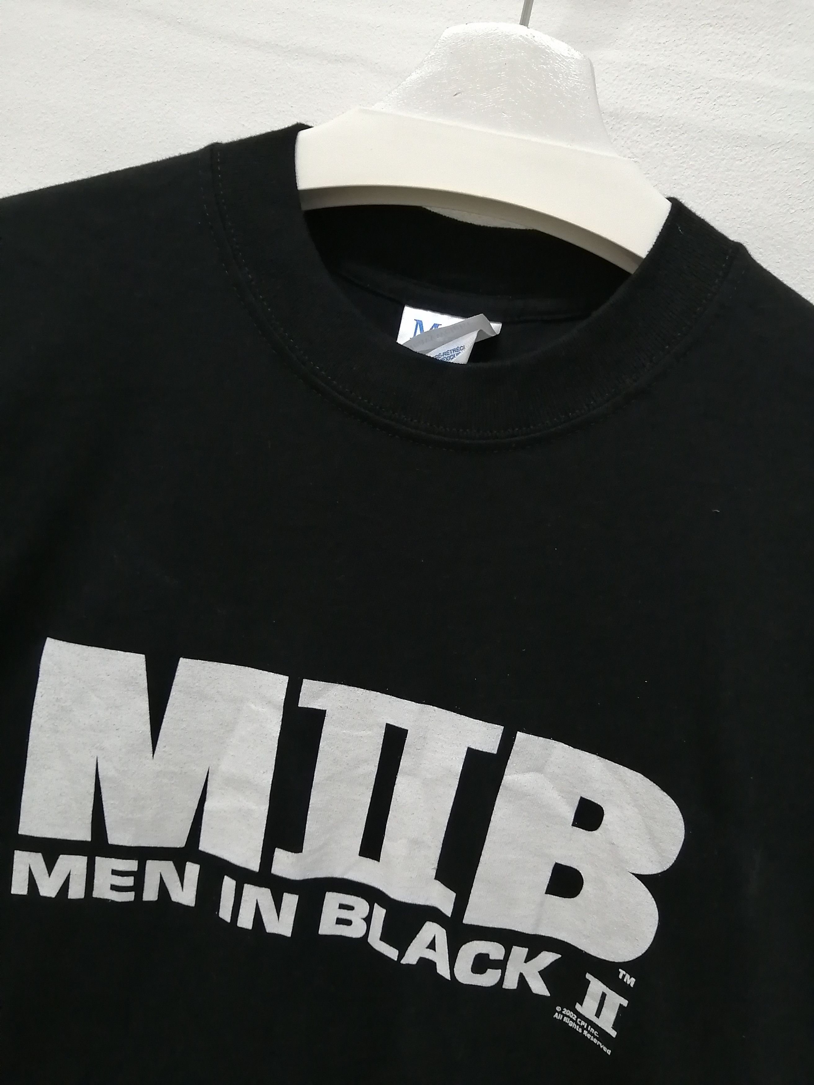 Vintage Vintage 2002 MIB MEN IN BLACK II Tshirt - Size L Size US L / EU 52-54 / 3 - 3 Thumbnail
