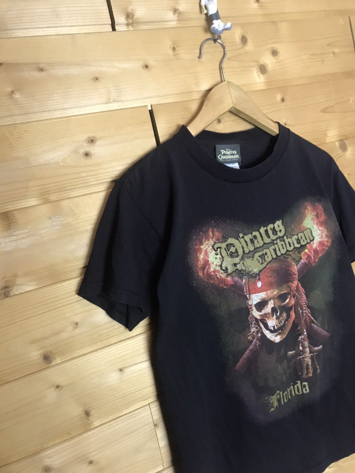 Disney Vintage Disney Pirates of Caribbean t-shirt Size US S / EU 44-46 / 1 - 2 Thumbnail