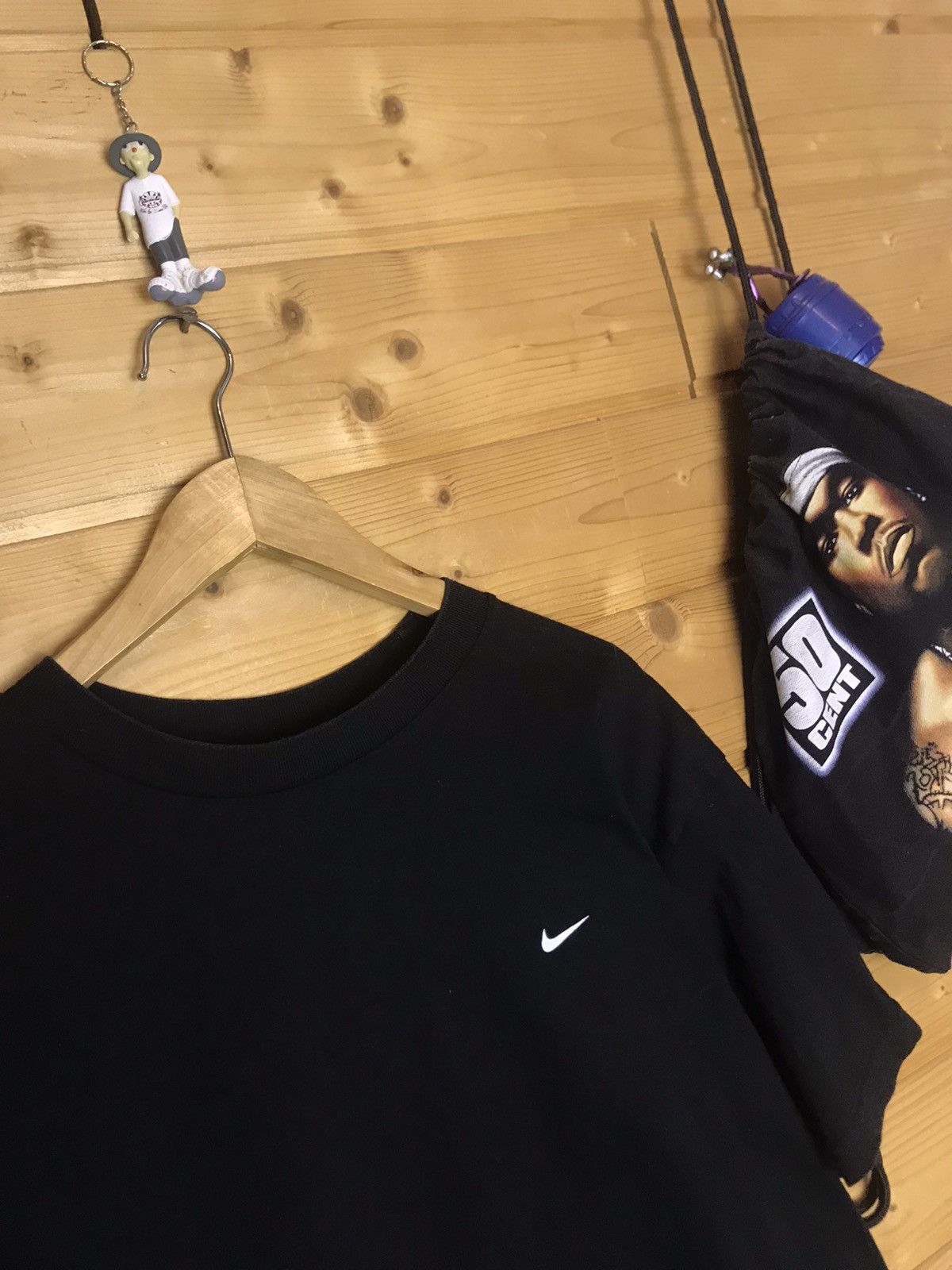 Vintage Vintage 90s Nike small logo t-shirt Size US XL / EU 56 / 4 - 3 Thumbnail