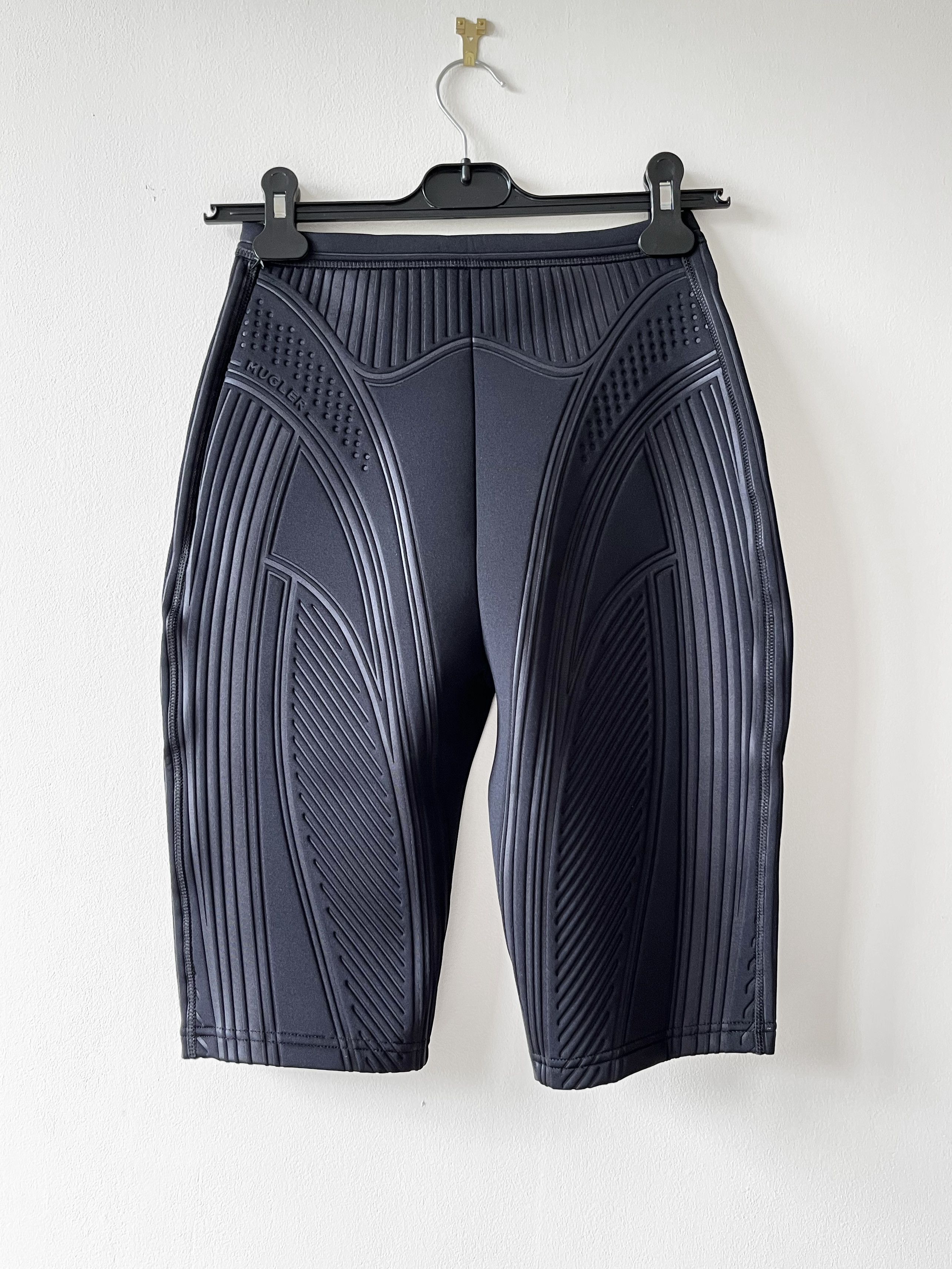 Mugler Mugler embossed biker shorts Size 27" / US 4 / IT 40 - 2 Thumbnail