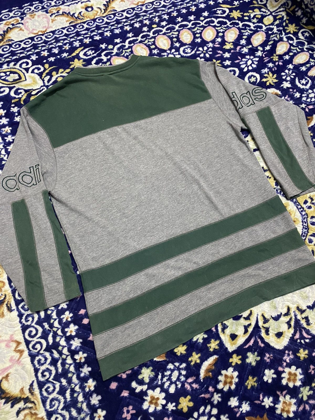 Adidas 🔥 Steals 🔥 Vintage Adidas Long Sleeve Big Logo Size US XL / EU 56 / 4 - 7 Thumbnail