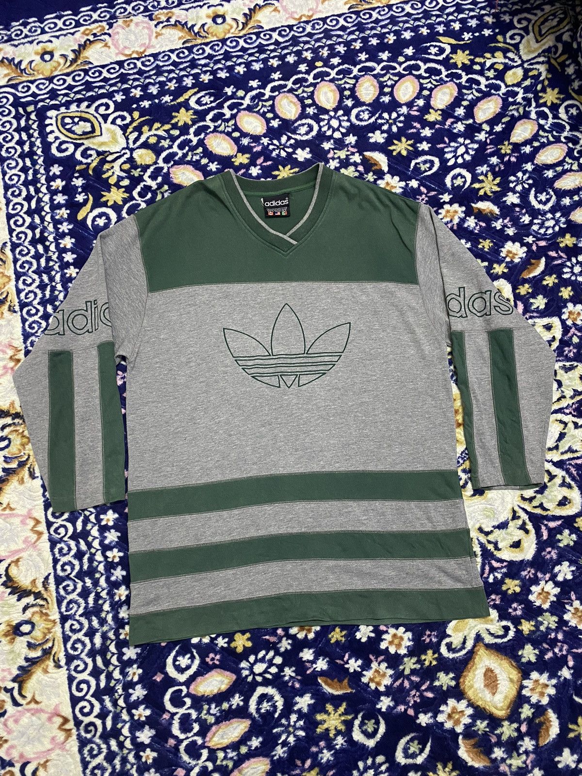 Adidas 🔥 Steals 🔥 Vintage Adidas Long Sleeve Big Logo Size US XL / EU 56 / 4 - 2 Thumbnail