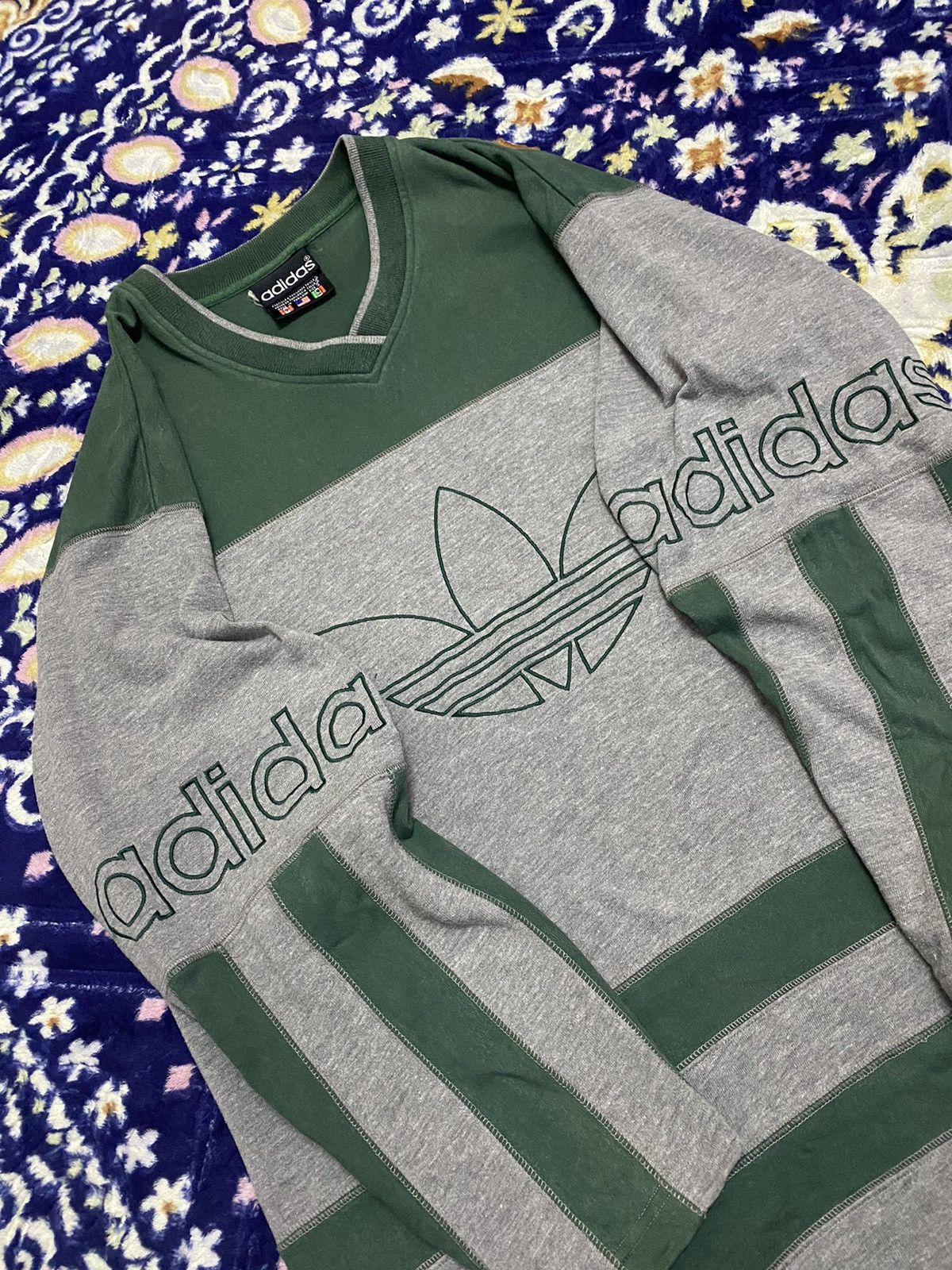Adidas 🔥 Steals 🔥 Vintage Adidas Long Sleeve Big Logo Size US XL / EU 56 / 4 - 1 Thumbnail