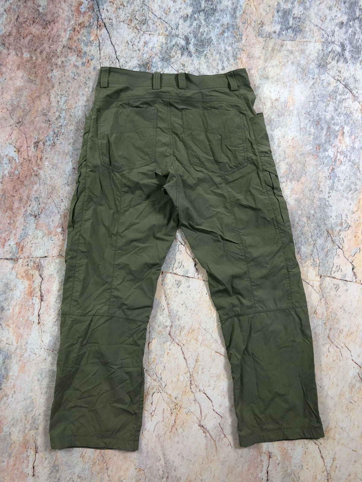 Arc'teryx Arcteryx gore Tex ski pants Size US 31 - 6 Thumbnail