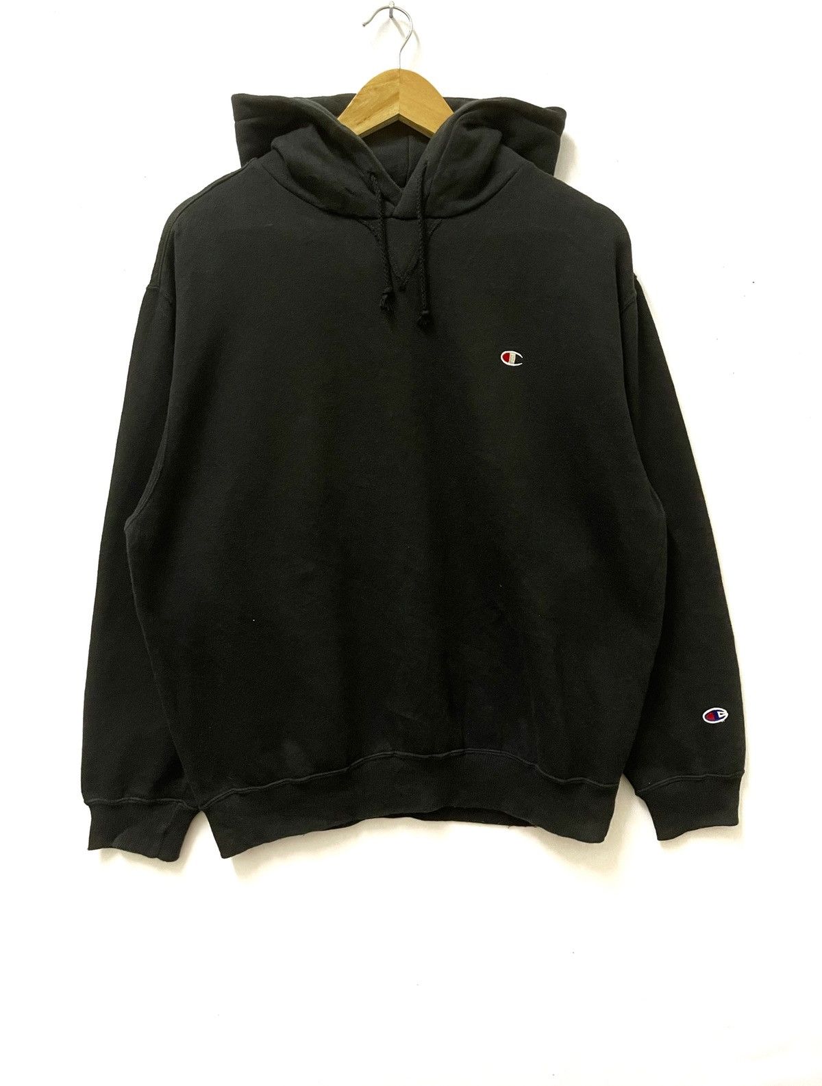 Champion × Japanese Brand × Vintage Vintage Champion Small Logo Hoodie Black Large Size US L / EU 52-54 / 3 - 1 Thumbnail