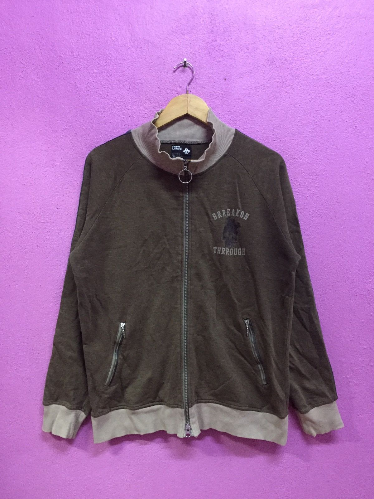 PPFM Vintage PPFM Brreakon Thrrough Skull Sweatshirts Size Large Size US L / EU 52-54 / 3 - 1 Thumbnail