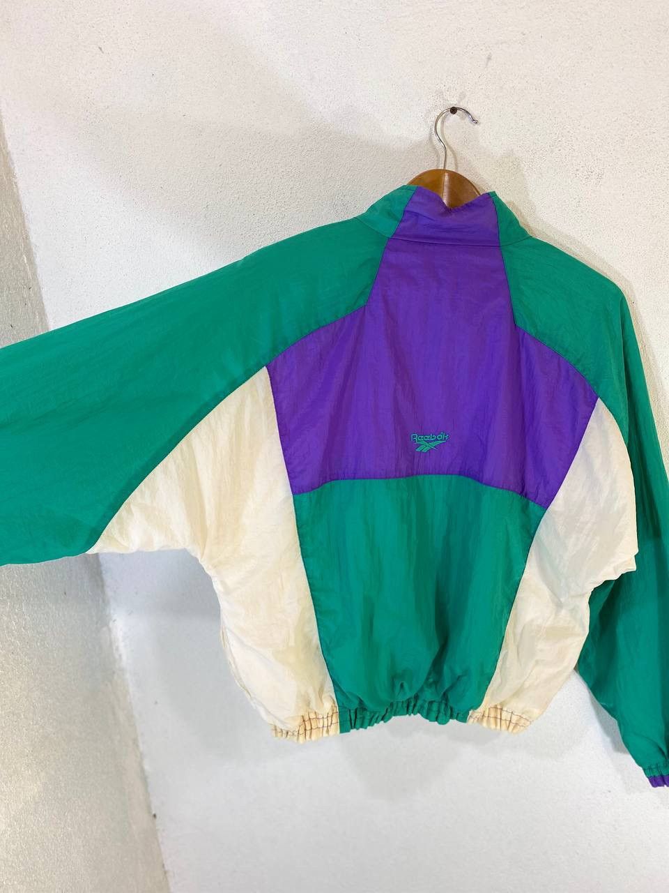 Reebok Vintage 90s Reebok Colour Block jacket Nice Design Size US S / EU 44-46 / 1 - 1 Thumbnail