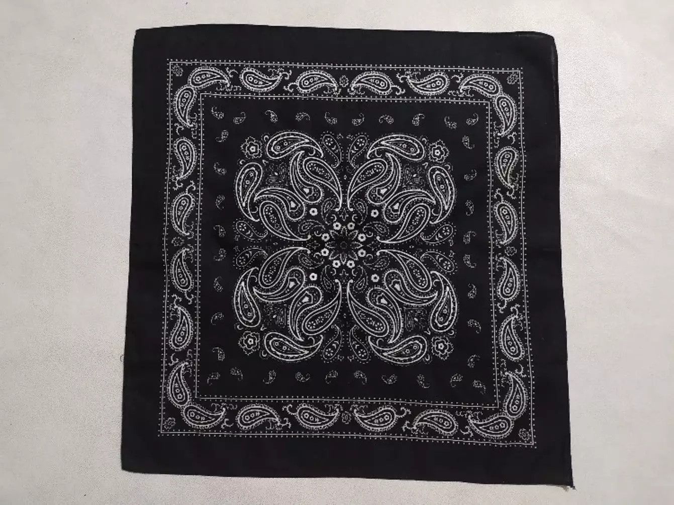 Japanese Brand JAPANESE Black Bandana, Handkerchief, Headband, Masked Size ONE SIZE - 10 Thumbnail