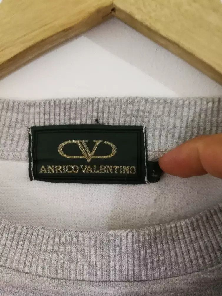 Valentino × Vintage Anrico valentino Sweatshirt Embroidered Crewneck Size US M / EU 48-50 / 2 - 4 Thumbnail