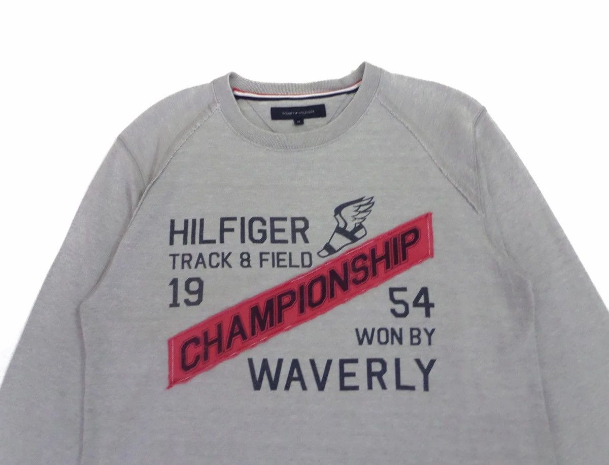 Tommy Hilfiger × Vintage Vintage tommy hilfiger long sleeve tshirt big logo Size US M / EU 48-50 / 2 - 3 Thumbnail