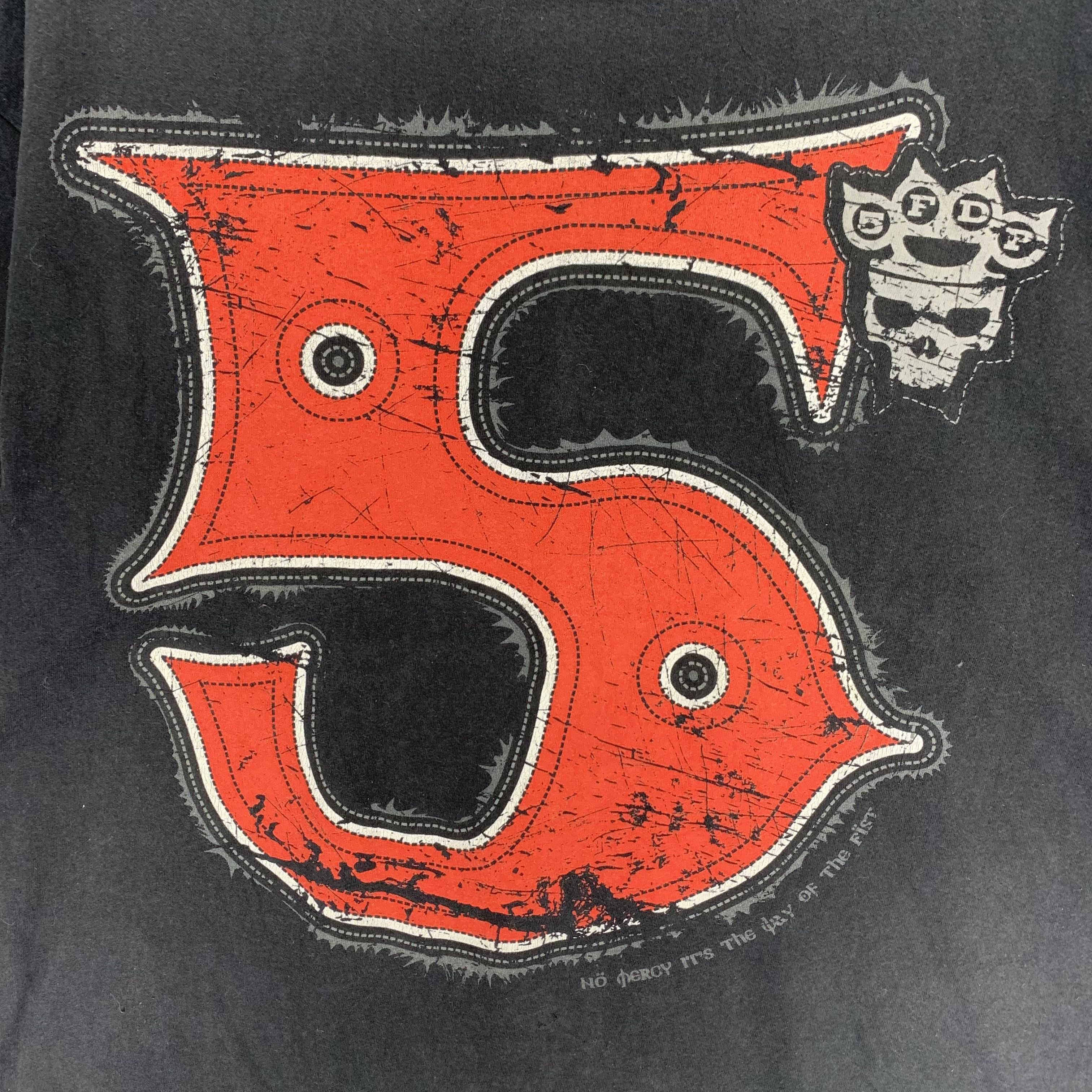 Hanes Five Finger Death Punch 5FDP FFDP Band Tee #3407-121 Size US XL / EU 56 / 4 - 2 Thumbnail