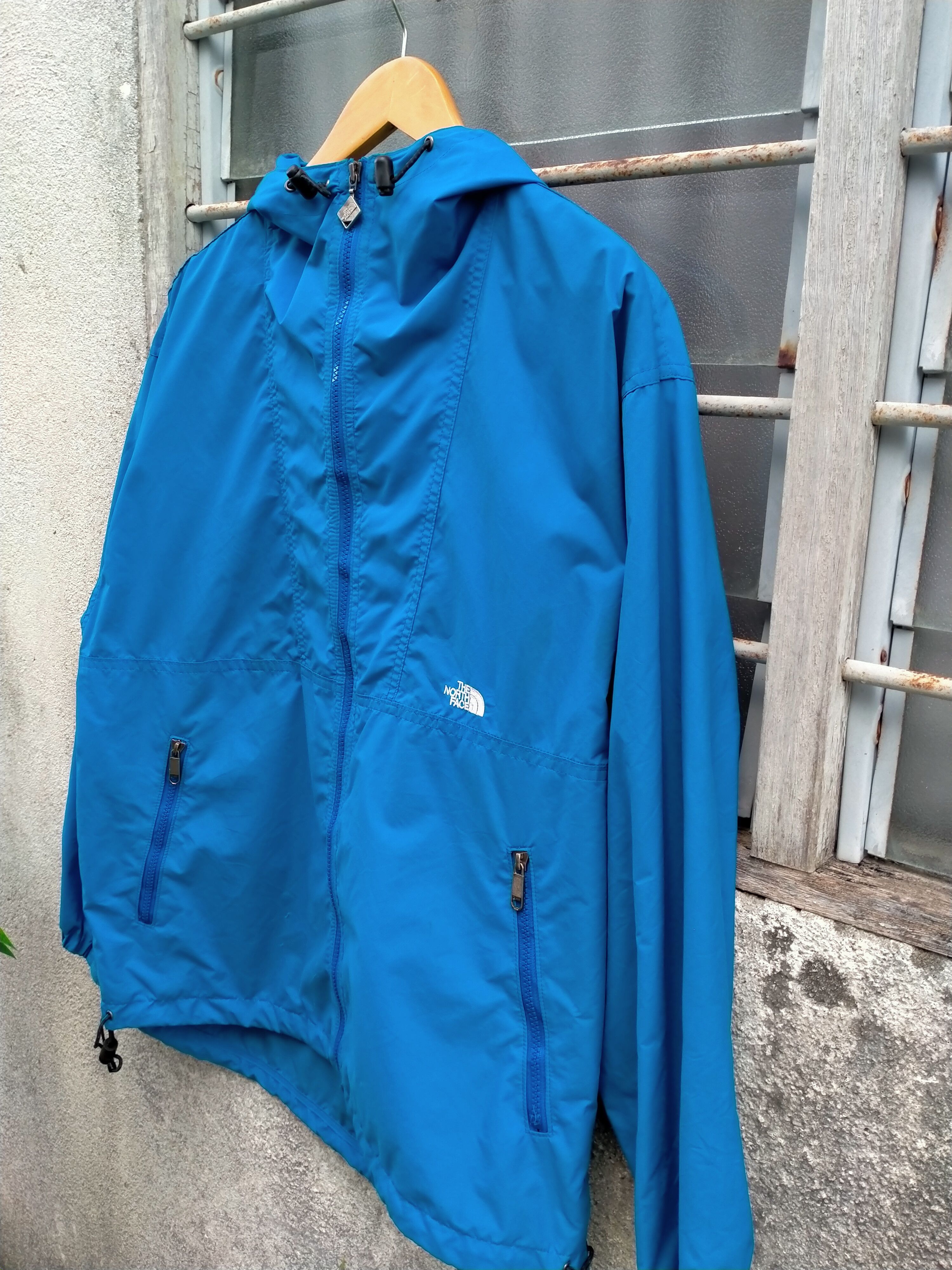The North Face The North Face shell jacket Size US L / EU 52-54 / 3 - 4 Thumbnail
